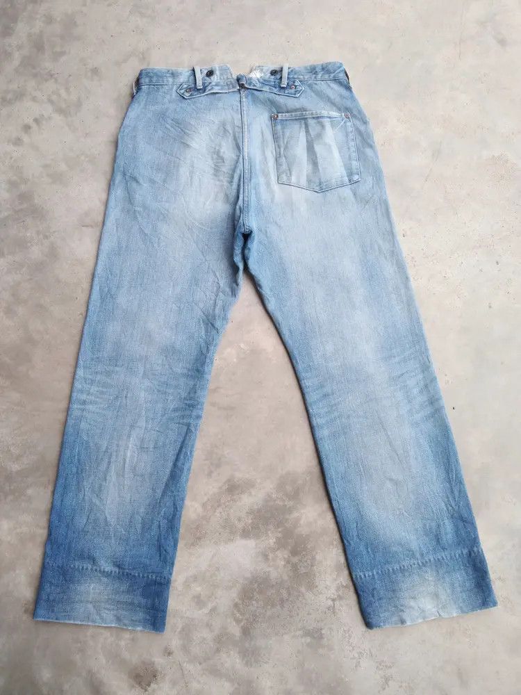 Japanese Brand Vintage Jeans Single Pocket Buckle Back 34x31 Size US 34 / EU 50 - 1 Thumbnail