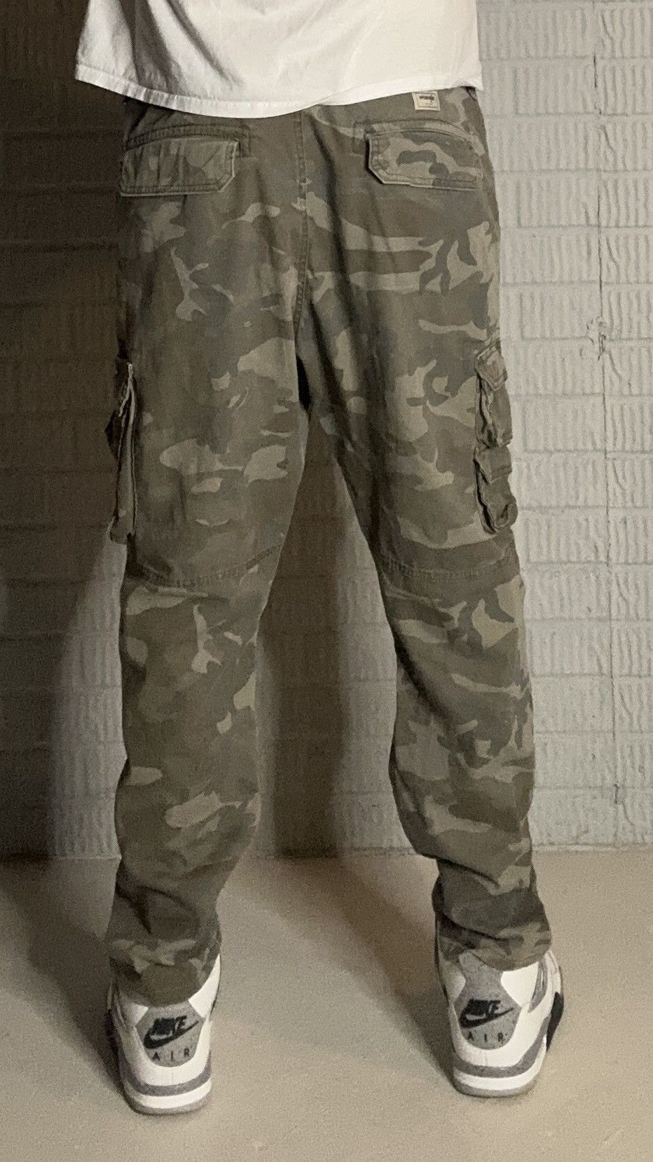 Wrangler Vintage Wrangler Regular Taper Camouflage Cargo Pants Size US 40 / EU 56 - 2 Thumbnail