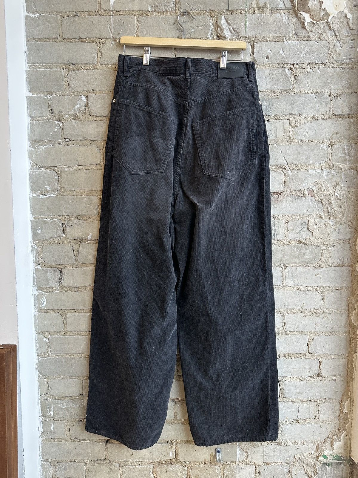 Balenciaga Balenciaga Baggy Corduroy Jeans Size US 32 / EU 48 - 2 Thumbnail