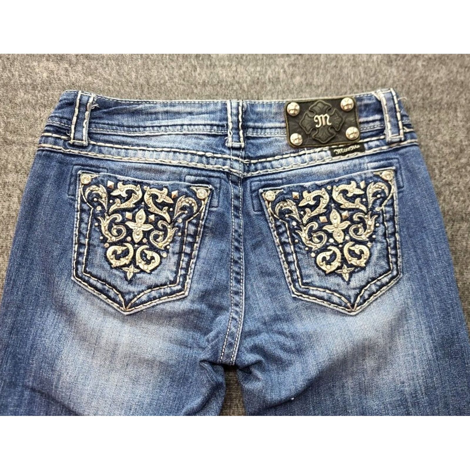 Miss Me Miss Me Jeans Womens 27 Bootcut 5-Pocket Denim Stretch Rhinestone Swarovski Gold Applique Pockets JE5395ER Shine Size 27" / US 4 / IT 40 - 2 Thumbnail
