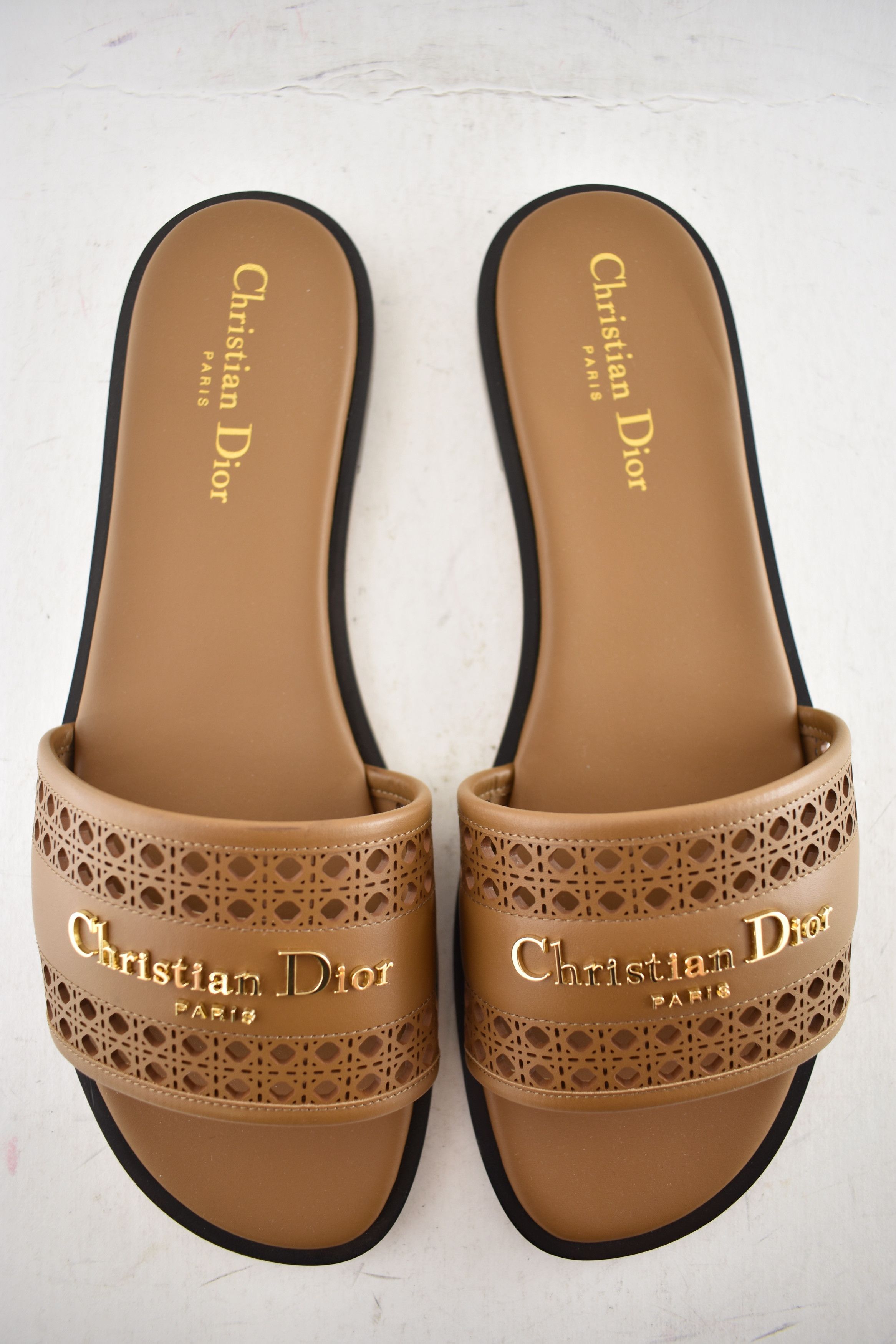 Dior Dior D-Lane Dway Micro Cannage Leather Slide Flat Sandal 37 Size US 7 / IT 37 - 11 Thumbnail
