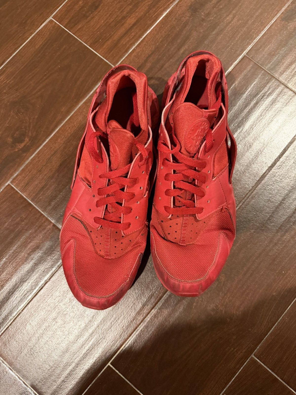 Nike Nike Air Huarache Triple Red Size 15 Worn Size US 15 / EU 48 - 5 Thumbnail