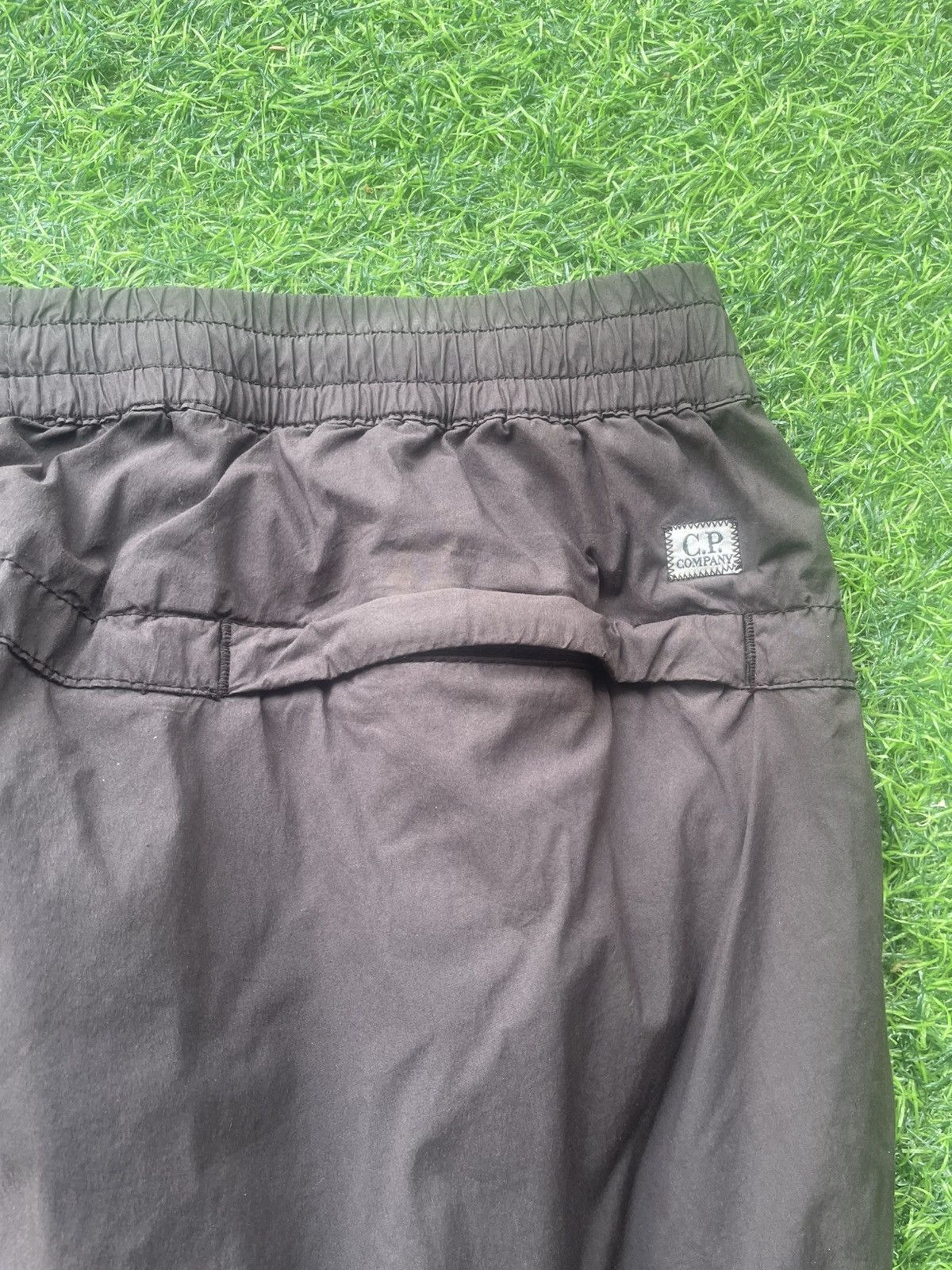 C.P. Company Authentic CP Company Chrome-R Lens Cargo Pants (LENS BROKEN Size US 34 / EU 50 - 10 Thumbnail