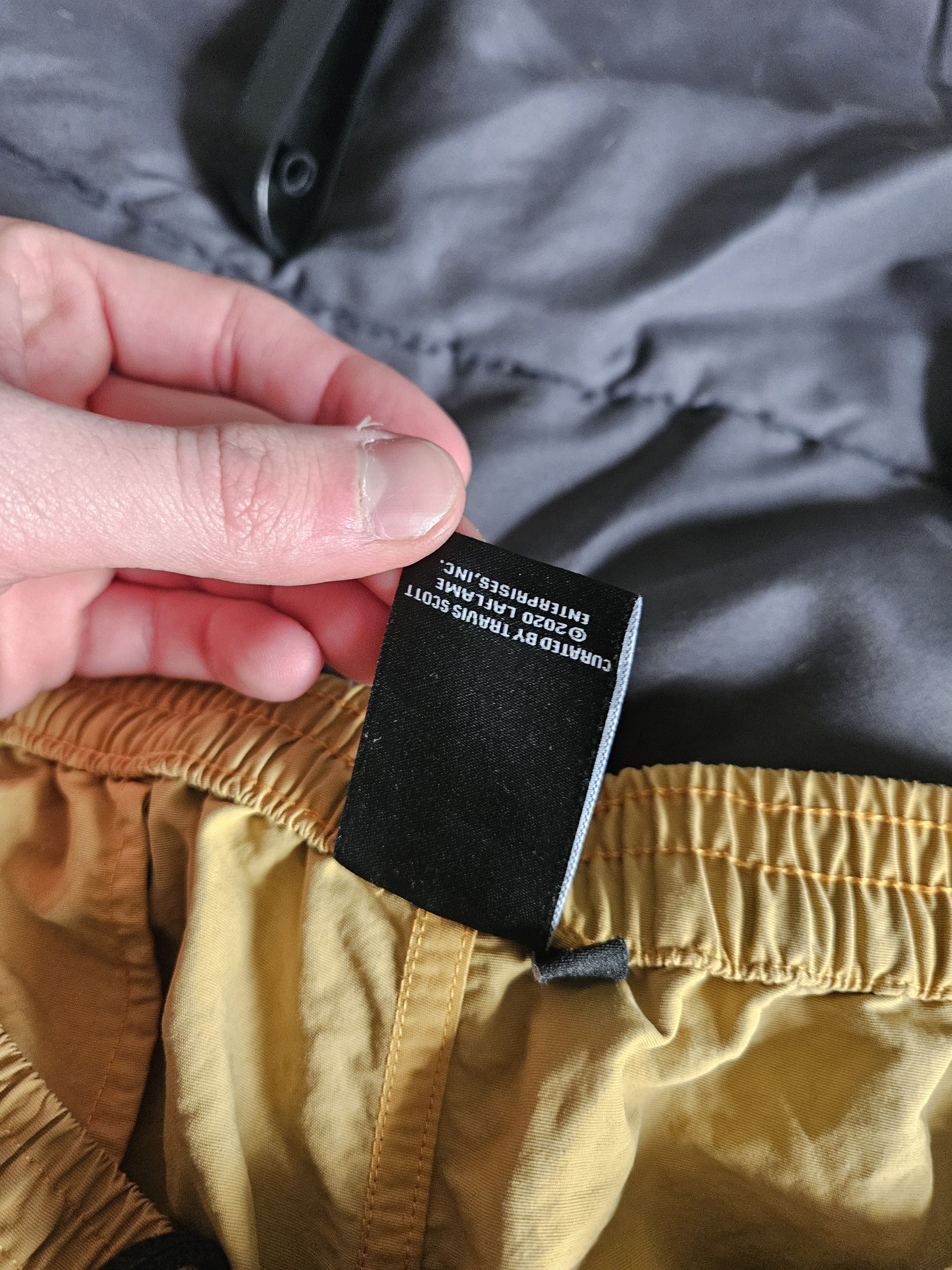 Travis Scott Cactus Jack Trails Logo Nylon Gold Shorts Size US 36 / EU 52 - 10 Thumbnail