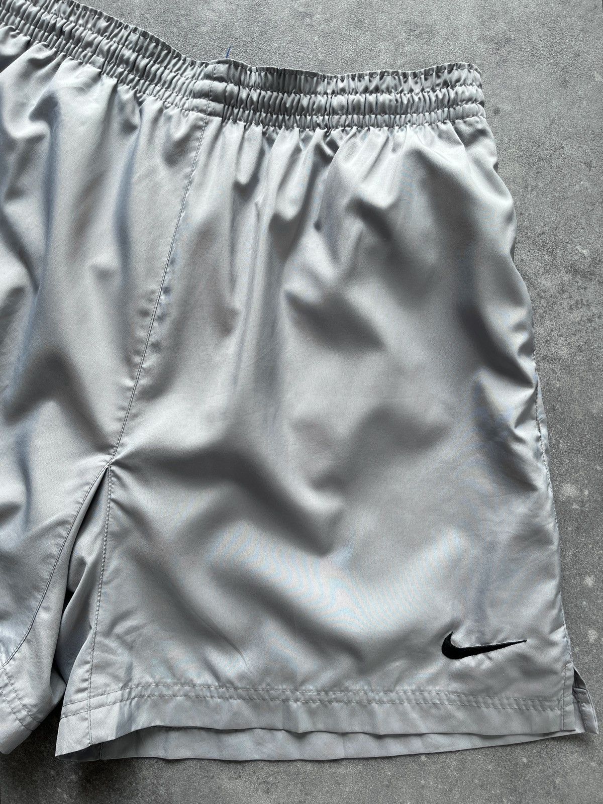 Nike Vintage Y2K Nike Sweat Shorts 90s USA Brand Size US 32 / EU 48 - 3 Thumbnail