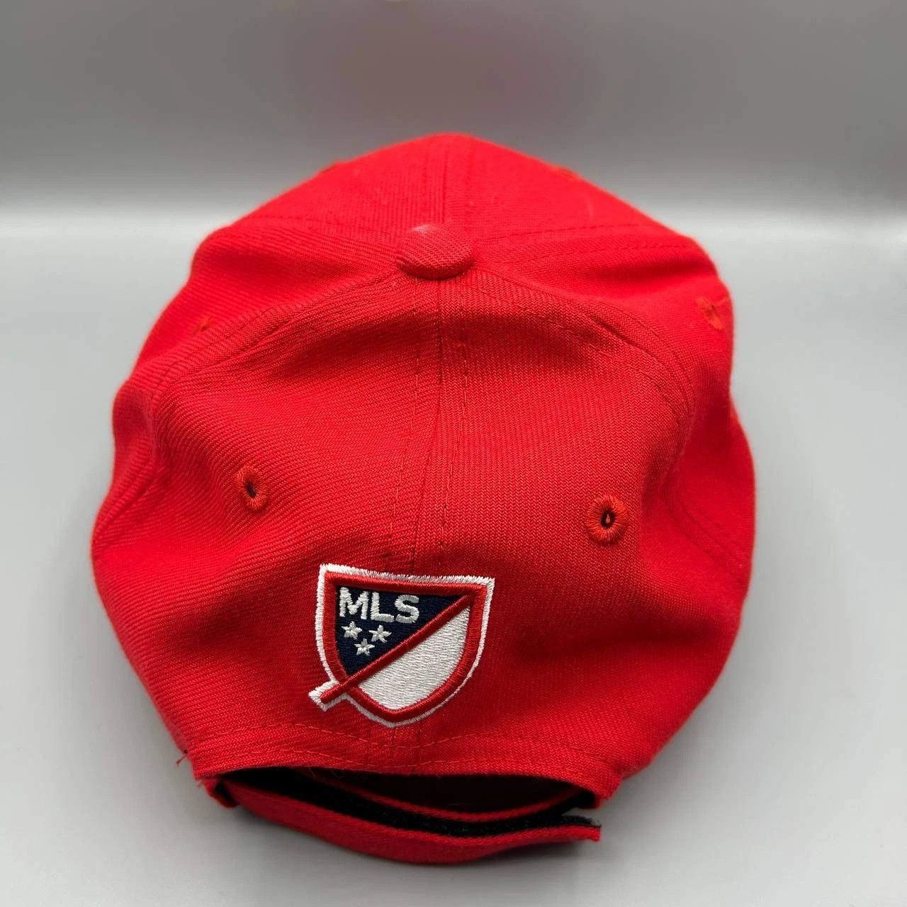 New Era New York Red Bulls Hat Men Red Embroidered MLS Strap Back Size ONE SIZE - 4 Thumbnail