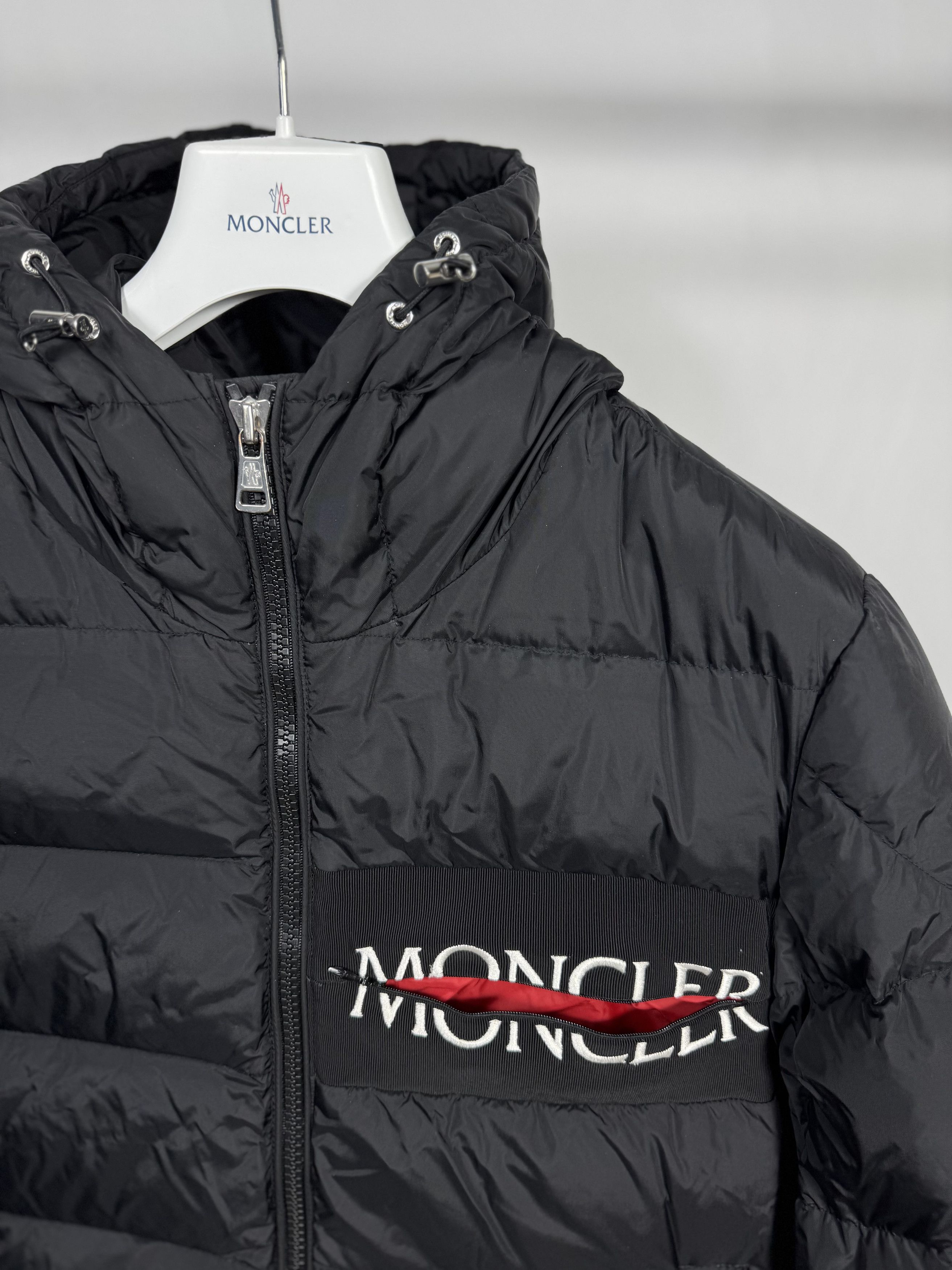 Moncler Moncler Aiton Jacket Size US XL / EU 56 / 4 - 3 Thumbnail