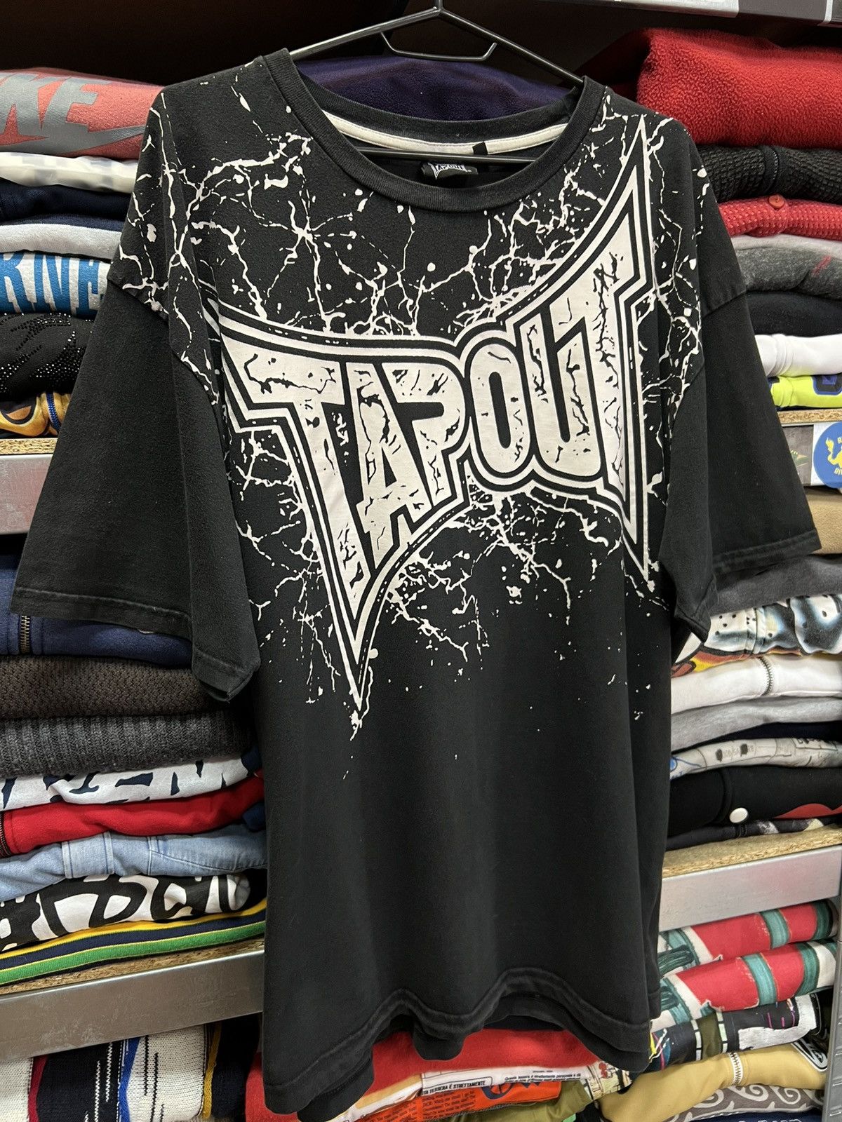Tapout Vintage TapouT AOP Crackle Lightning T-Shirt Black Y2K Size US XXL / EU 58 / 5 - 8 Thumbnail