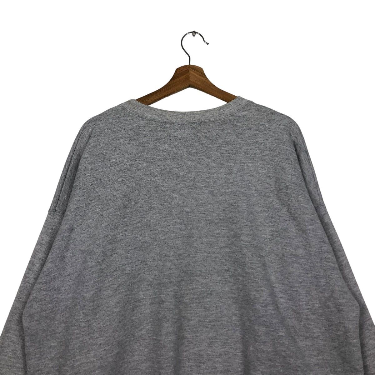Cartoon Network 🔥VINTAGE SWEATSHIRT PULL OVER DISLAND RESORT MICKEY MOUSE Size US XL / EU 56 / 4 - 9 Thumbnail