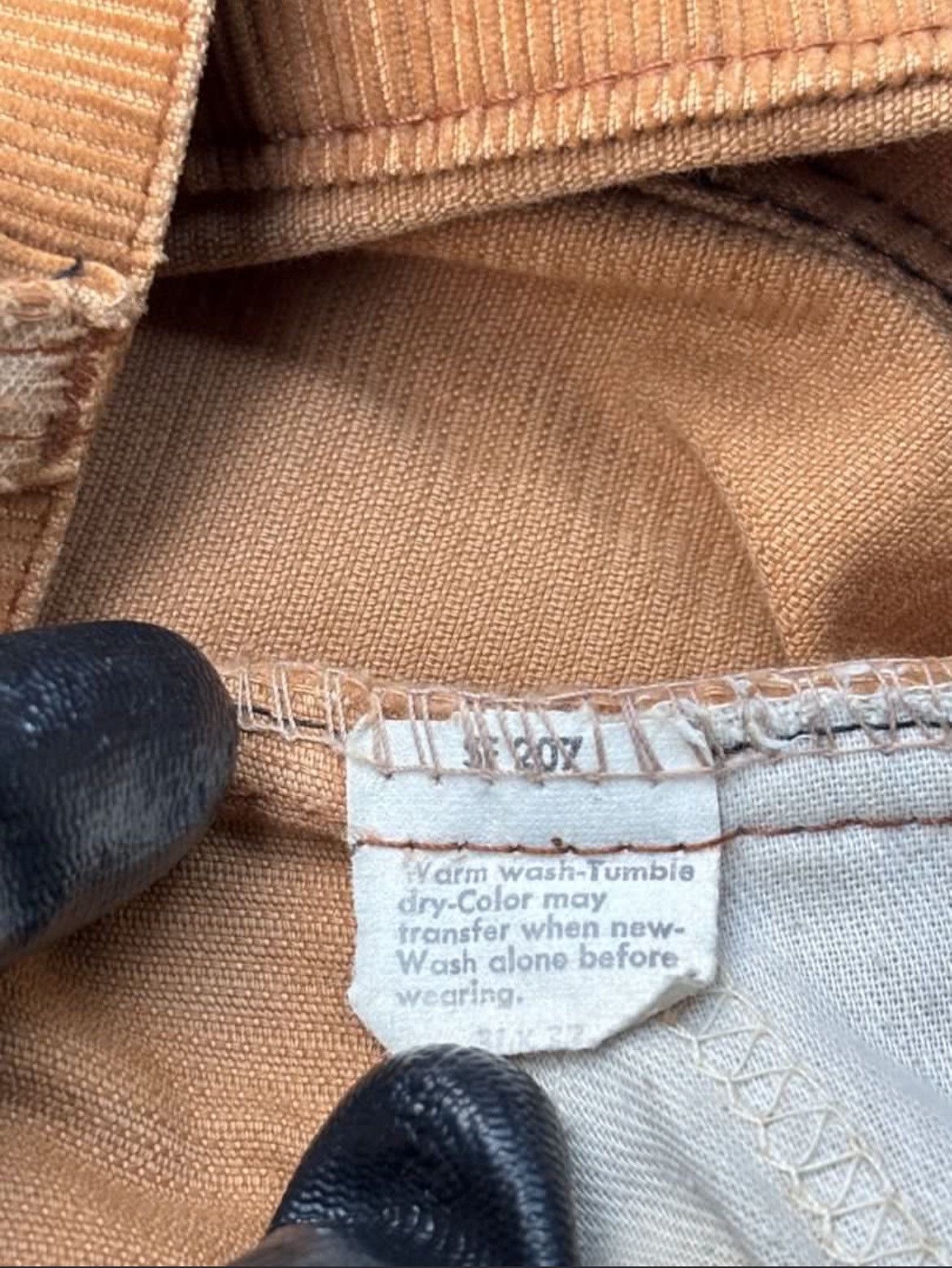 Vintage Vintage 80’s Distressed Levi’s Corduroy Size US 30 / EU 46 - 9 Thumbnail