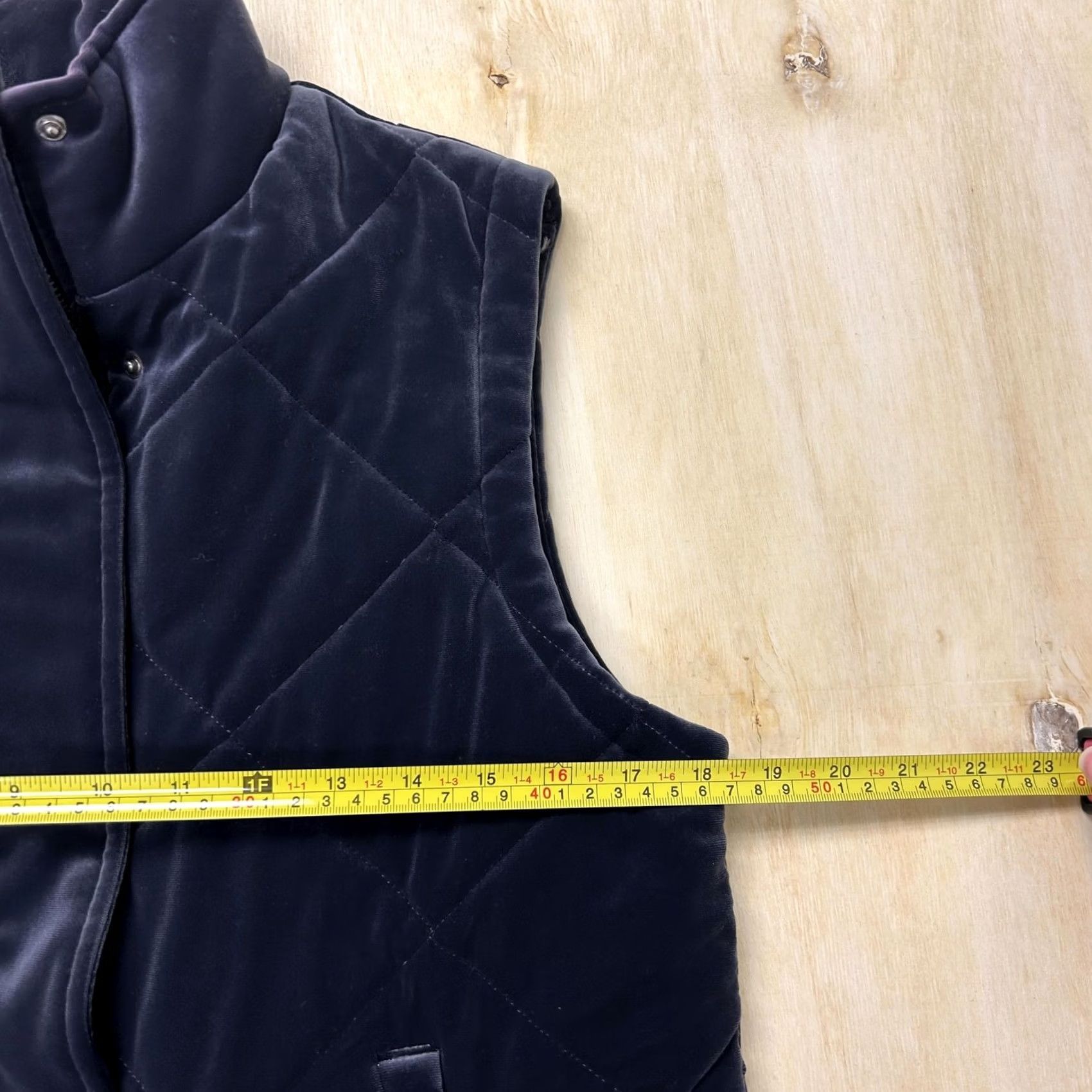 Jones New York Jones New York Sport Vest Womens M Blue Velour Quilted Zip Pockets Collared Size M / US 6-8 / IT 42-44 - 4 Thumbnail