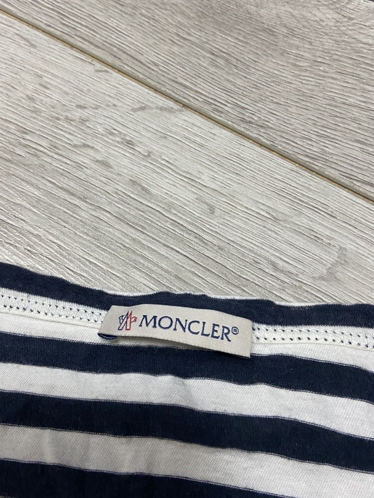 Moncler Moncler maglia stripped pocket tee shirt Size US S / EU 44-46 / 1 - 6 Thumbnail