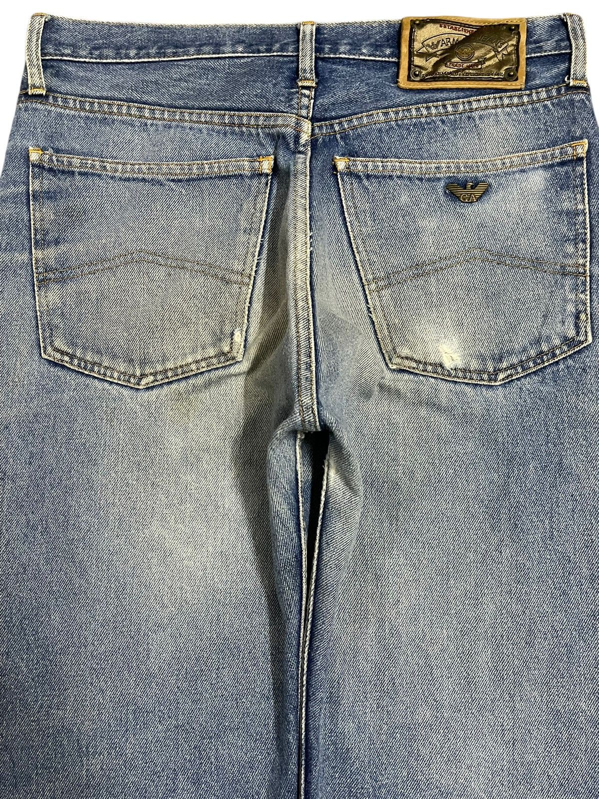 Armani Vintage Italy Armani Jeans Blue Wash Distressed Loose Jeans Size US 32 / EU 48 - 5 Thumbnail