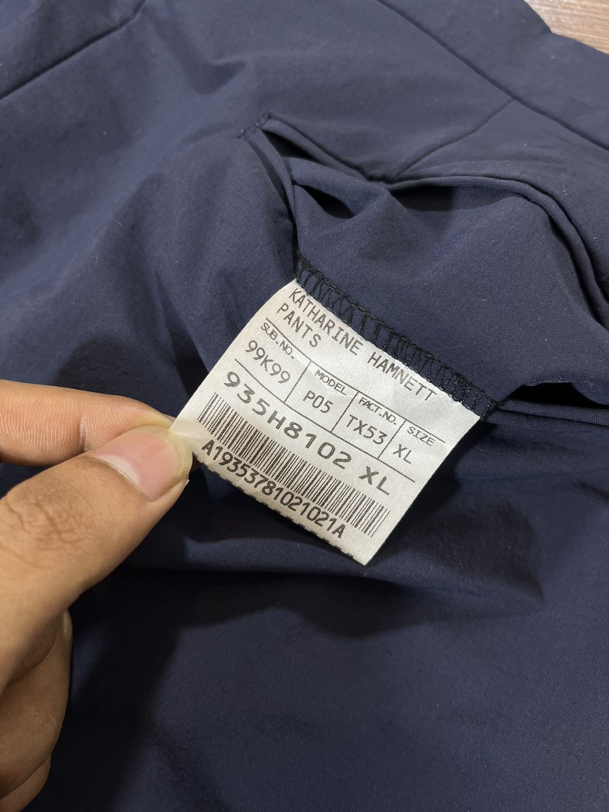 Katharine Hamnett London Katharine Hamnett London Nylon Blend Technical Trousers Size US 35 - 10 Thumbnail