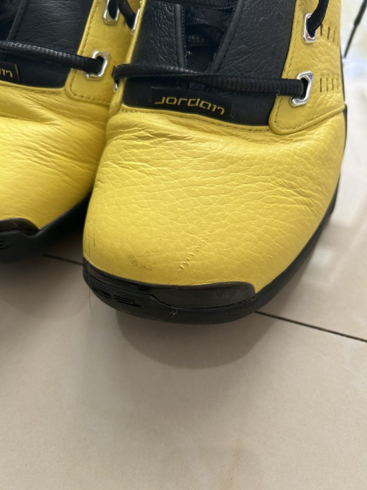Jordan Brand Jordan x Solefly Lightning 17s Size US 9.5 / EU 42-43 - 4 Thumbnail