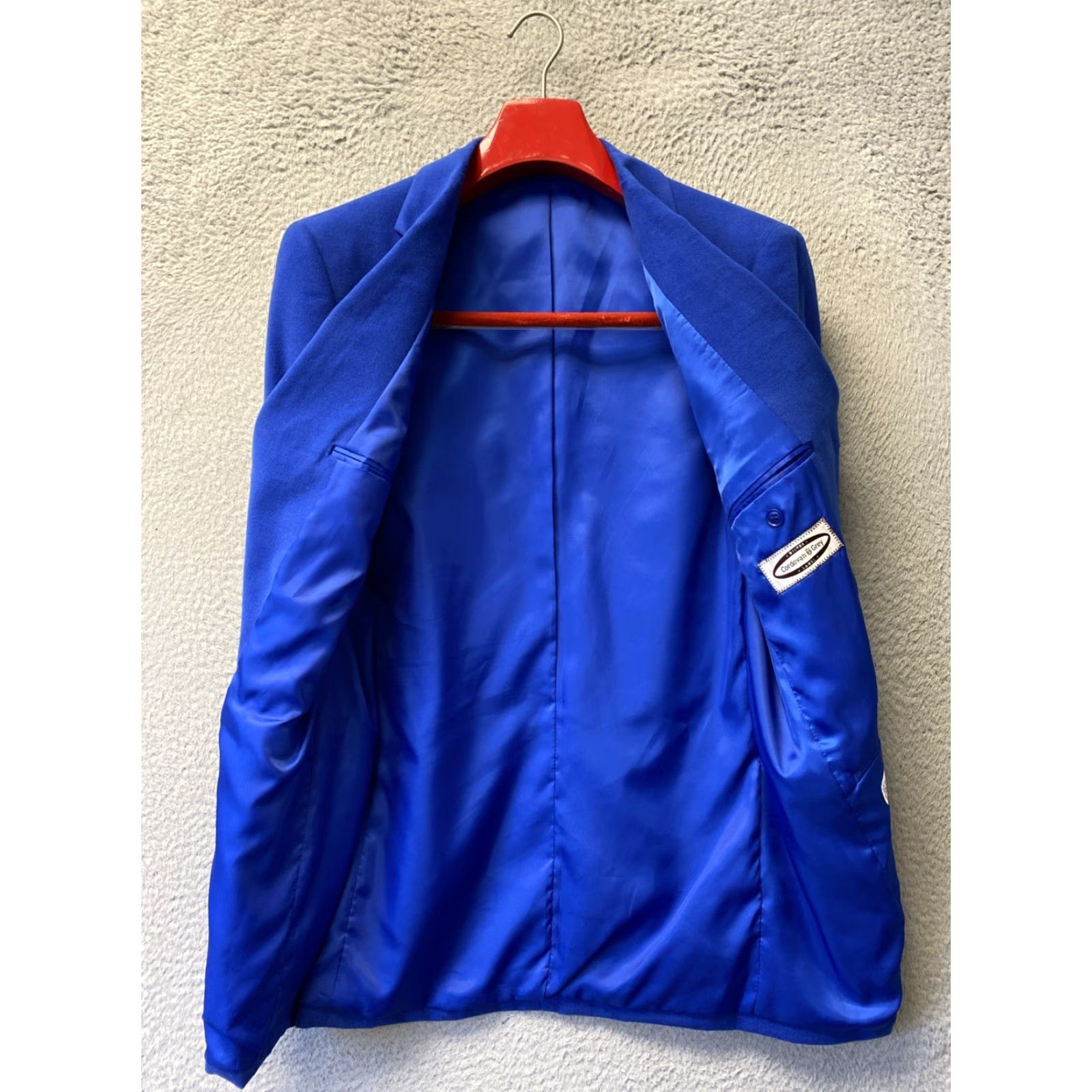 Vintage Cordovan & Grey 3 Button Polyester Blend Jacket Coat Sport Coat Regular Fit Velvet Solid Pattern Men 40 Royal Blue /149-11 40 R Blue Size US XXS / EU 40 - 7 Thumbnail