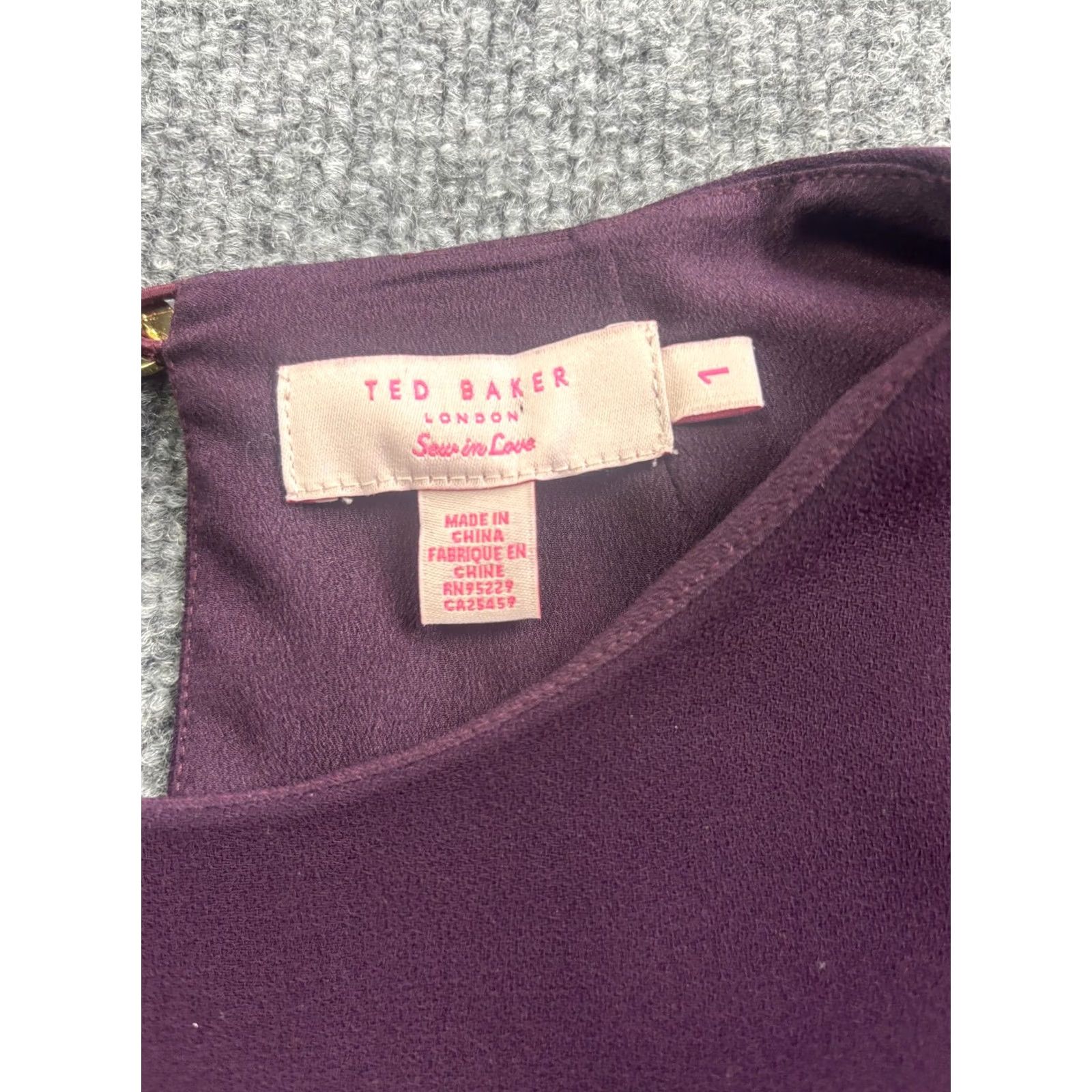 Ted Baker Ted Baker Blouse Womens 1 Purple 3/4 Sleeve Bow Cuff Round Neck Top Work Size XS / US 0-2 / IT 36-38 - 2 Thumbnail