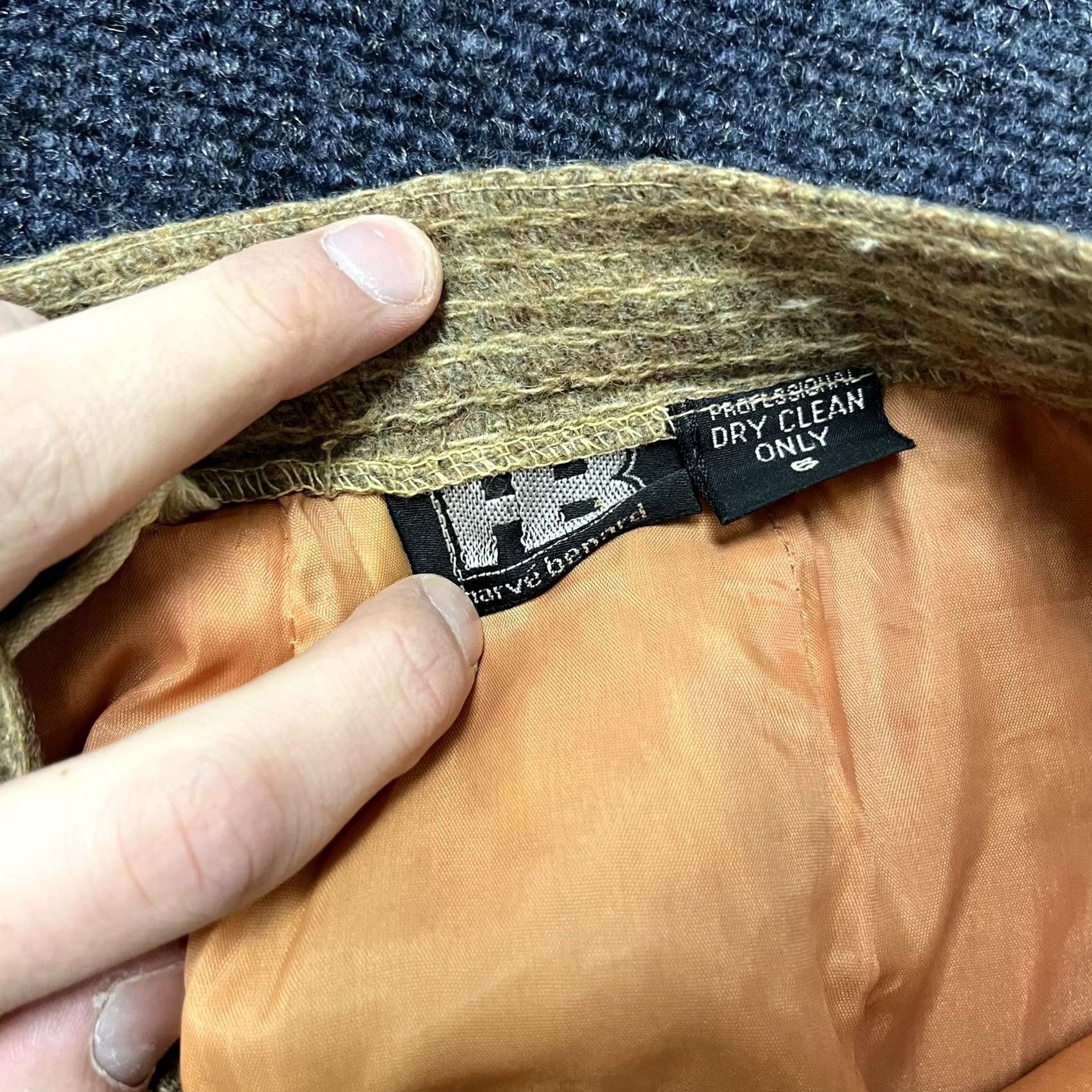 Vintage Harve Benard Skirt Womens Small Brown Wool Blend Midi Pencil Lined Office Career Size 28" / US 6 / IT 42 - 2 Thumbnail