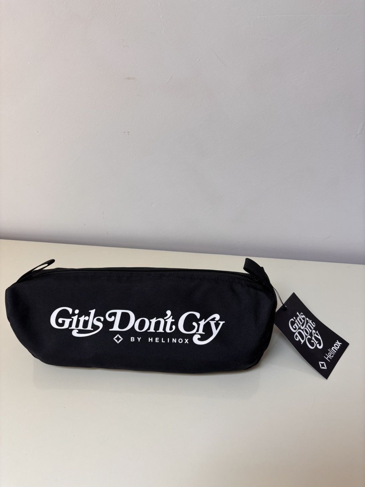 Girls Don't Cry Girls Don’t Cry x Helinox Chair Size ONE SIZE - 7 Thumbnail