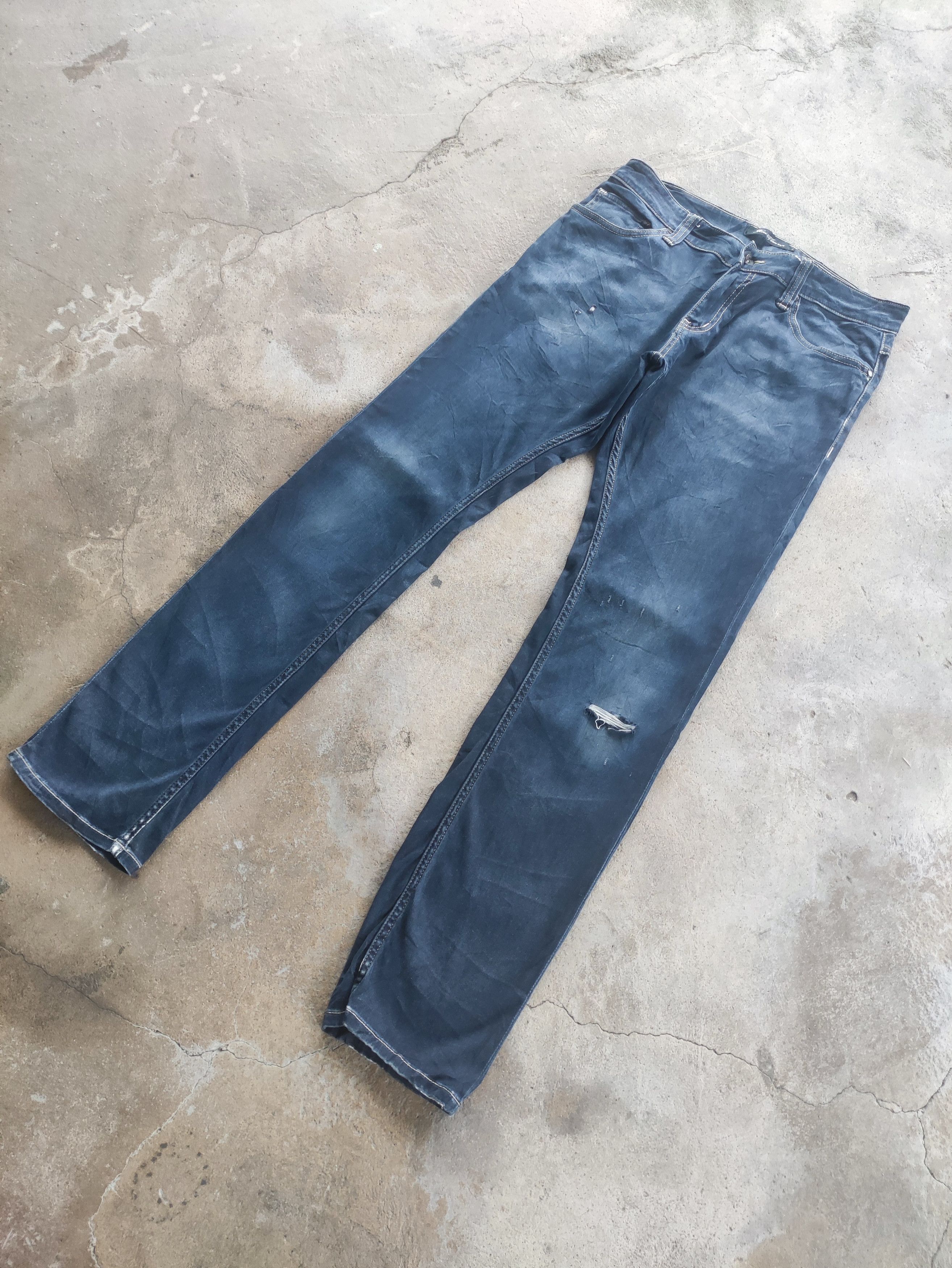 Japanese Brand Vintage Japanese Brand Straight Cut Ripped Pants Size US 34 / EU 50 - 2 Thumbnail