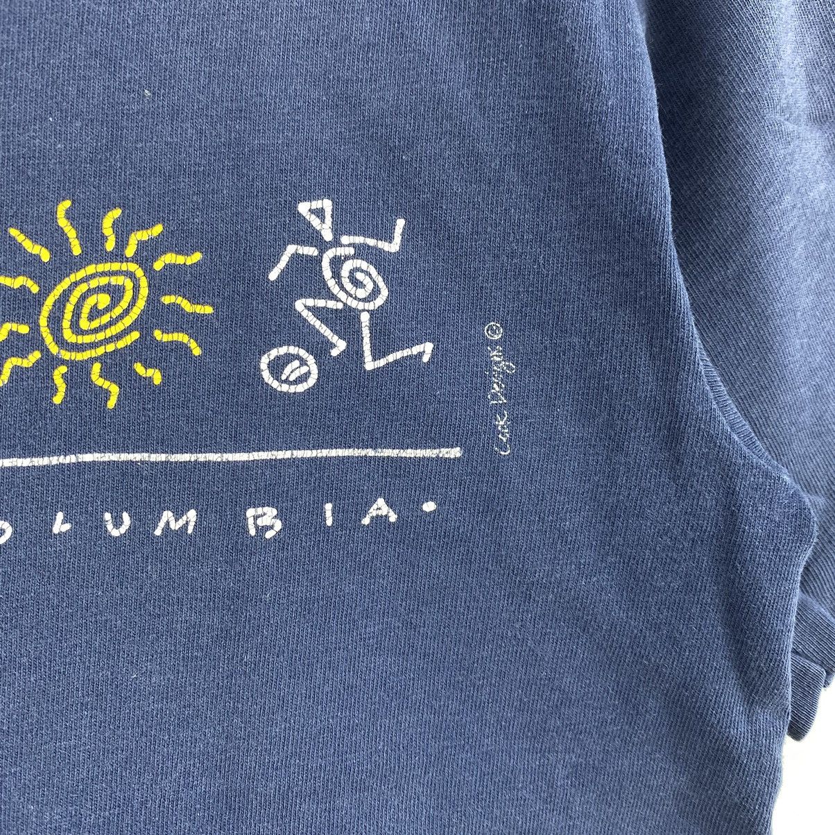Vintage Vintage UNIVERSITY of BRITISH COLUMBIA Cook Designs Logo Size US S / EU 44-46 / 1 - 3 Thumbnail