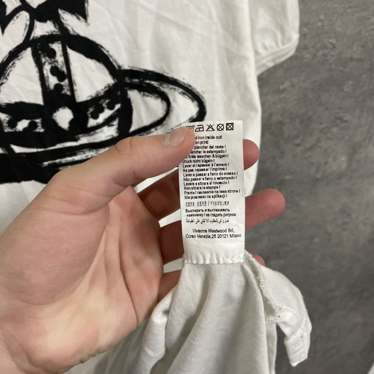 Vivienne Westwood VIVIENNE WESTWOOD T-SHIRT BIG LOGO GRAPHIC DESIGN Size US M / EU 48-50 / 2 - 8 Thumbnail