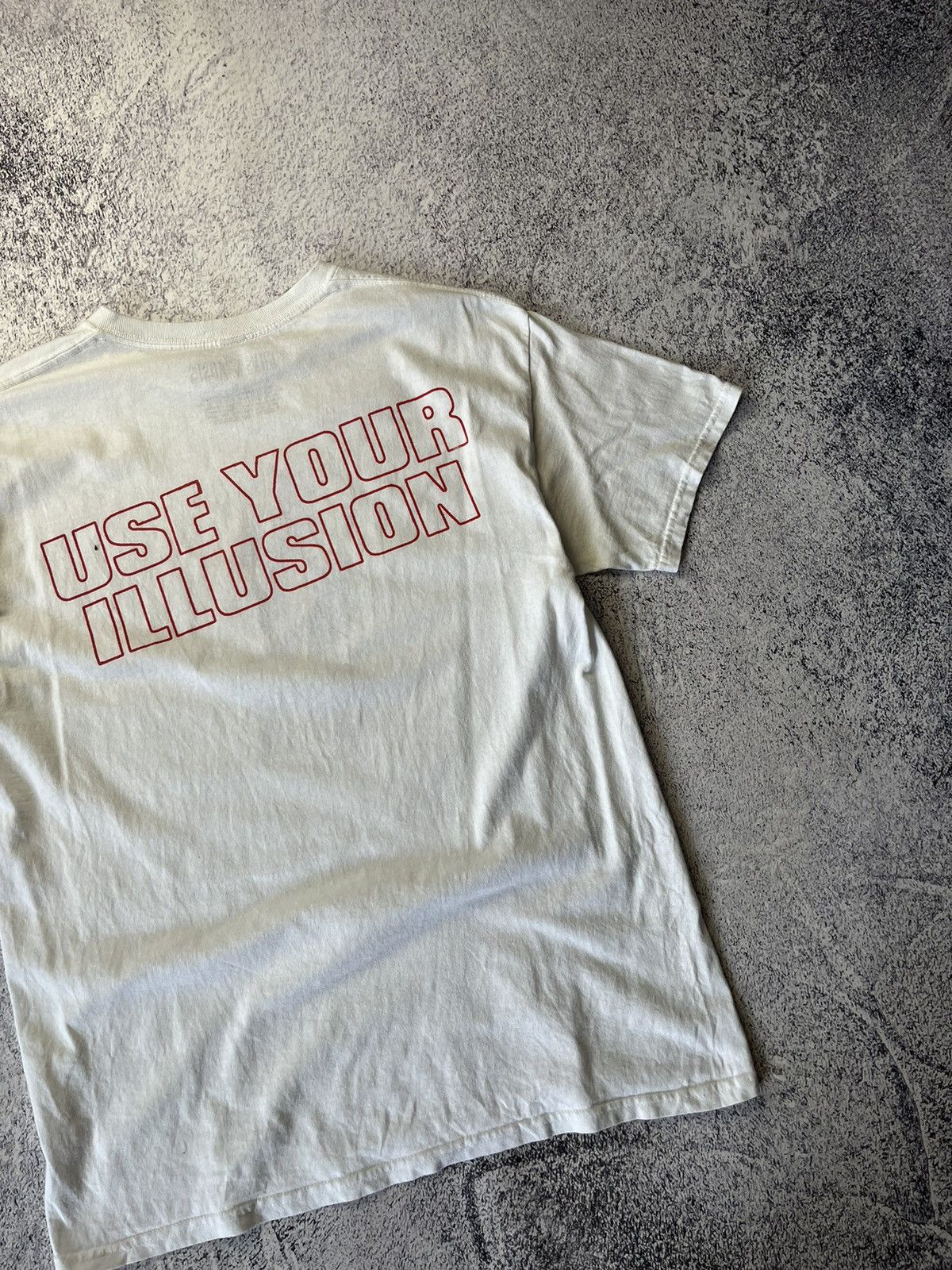 Band Tees Guns N Roses Use Your Illusion T-Shirt Merch Band Tee Size US L / EU 52-54 / 3 - 16 Thumbnail