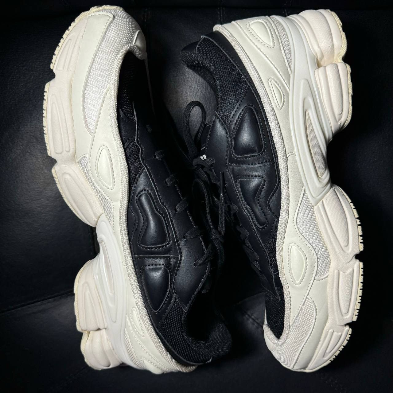 Adidas × Raf Simons adidas raf simons ozweego Size US 12 / EU 45 - 6 Thumbnail
