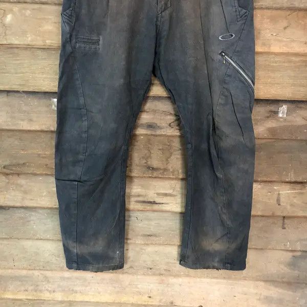 Oakley Oakley Black multi pocket faded Cargo Pants #4568DLL Size US 33 - 6 Thumbnail