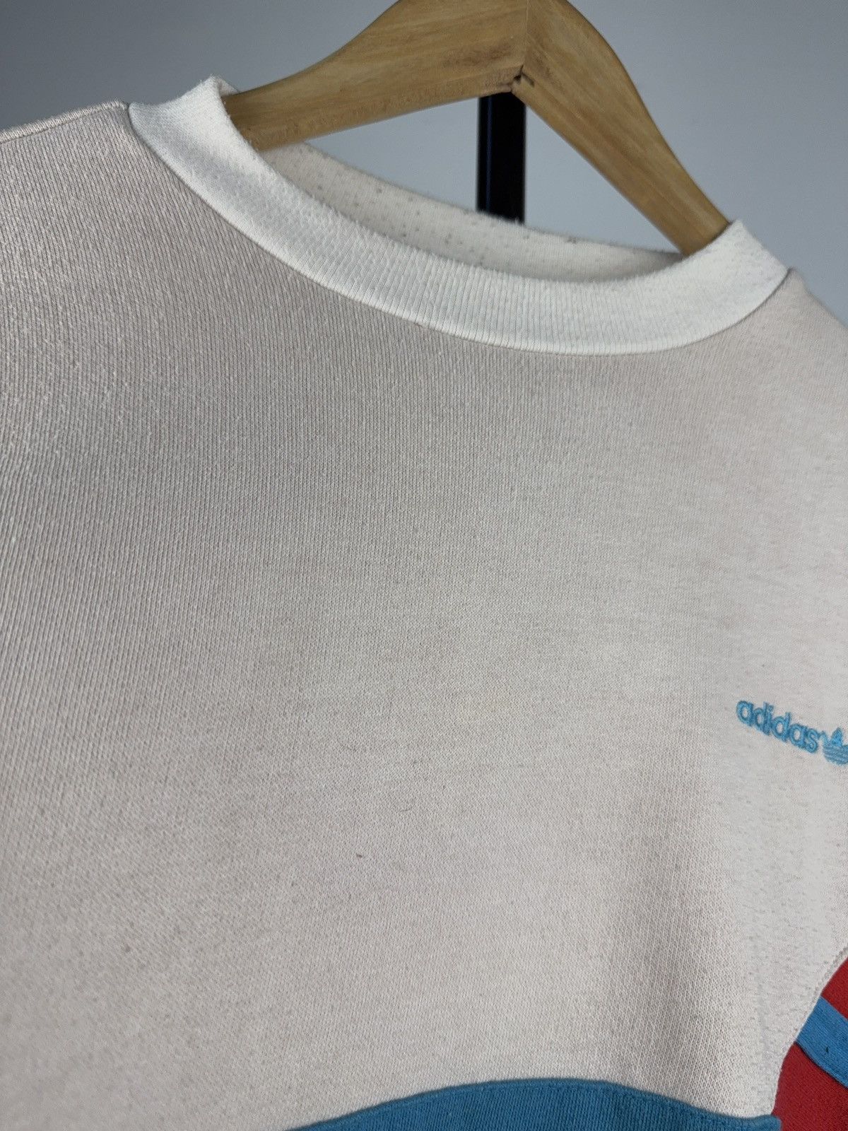 Adidas × Vintage Vintage 90s Adidas Basic Logo Y2K Rare Sweatshirt Size US S / EU 44-46 / 1 - 3 Thumbnail
