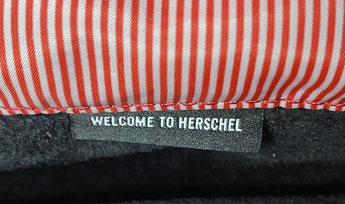 Herschel Supply Co. Herschel Retreat Backpack Navy Classic Laptop School Bag Size ONE SIZE - 6 Thumbnail