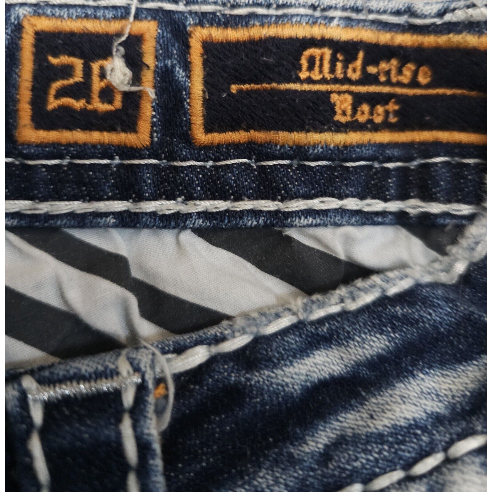 Rock Revival Rock revival Rhinestone Flap Pocket Fay Mid-Rise Size 26 Size 26" / US 2 / IT 38 - 8 Thumbnail