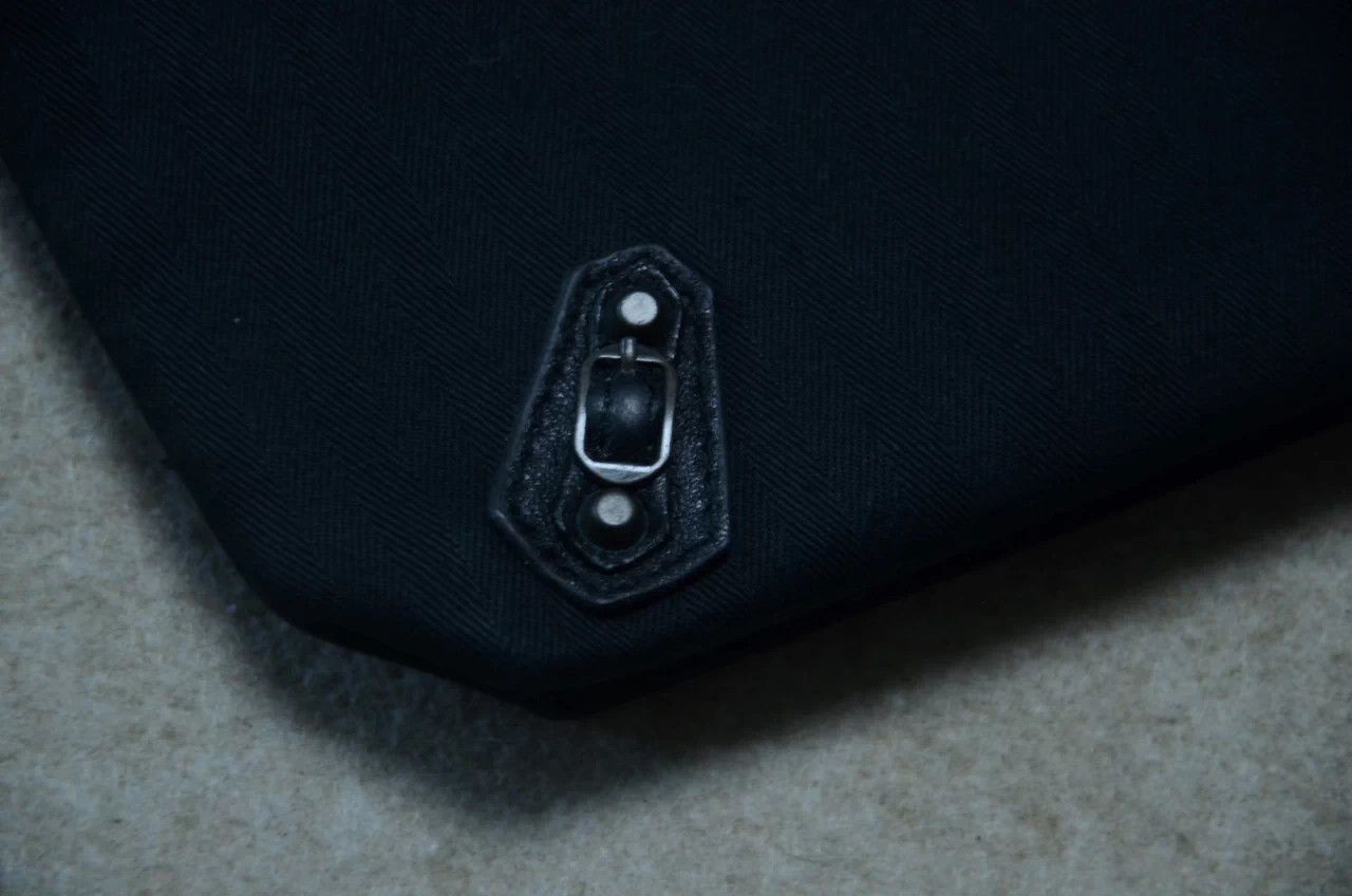 Balenciaga Balenciaga black canvas leather envelope with studs Size ONE SIZE - 4 Thumbnail