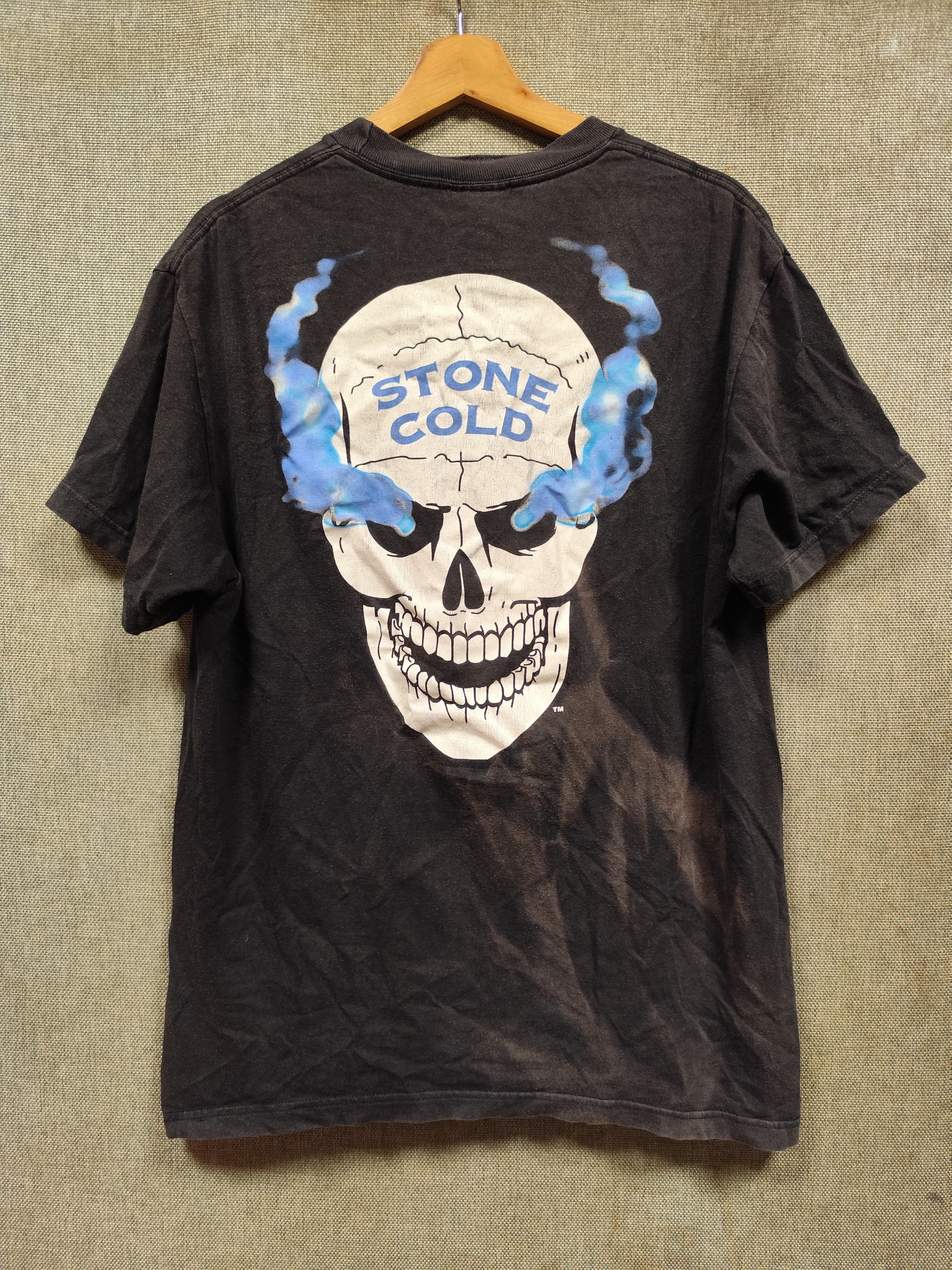 WWF Vintage 2002 t shirt stone cold distressed Size US L / EU 52-54 / 3 - 1 Thumbnail