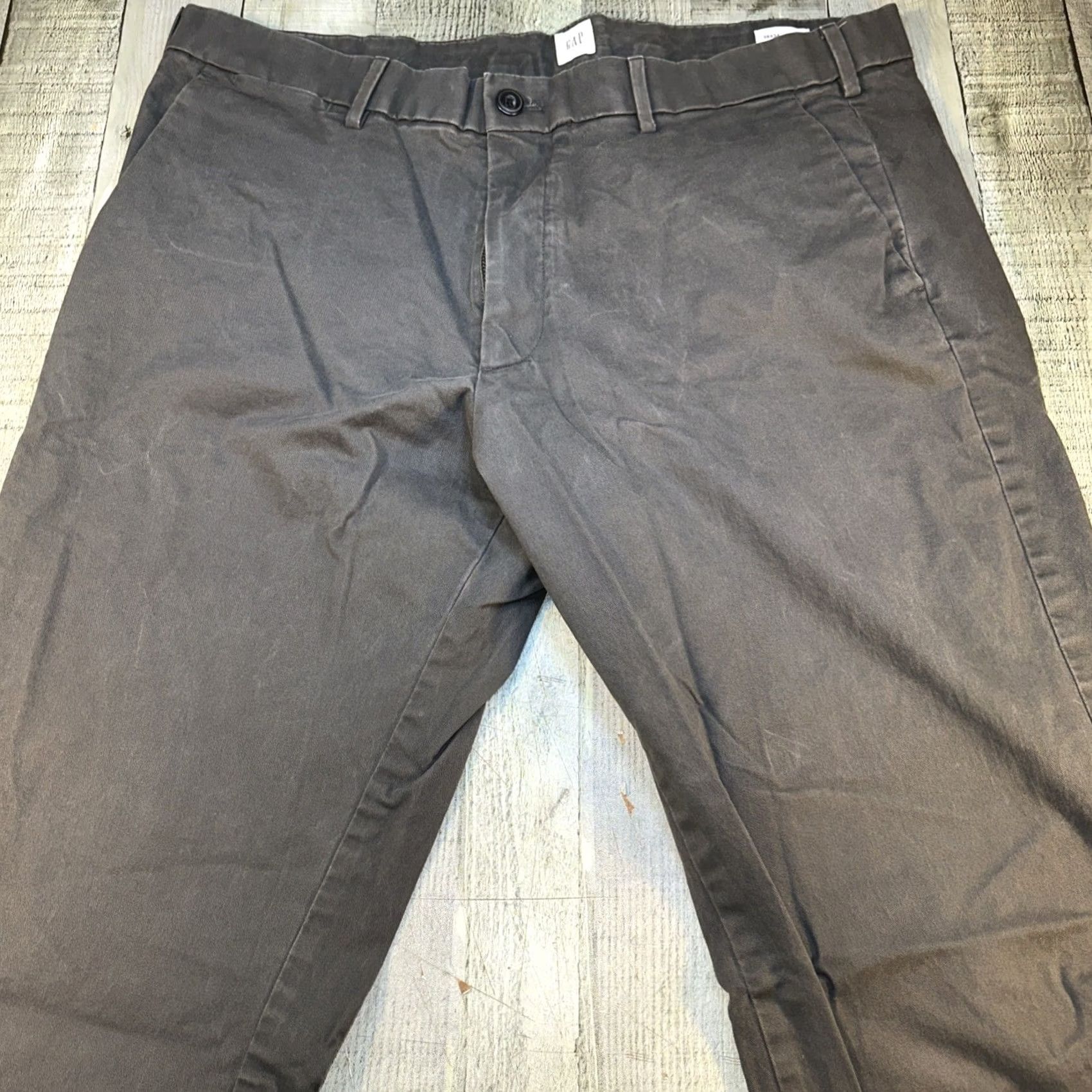 Gap GAP Slim Fit Chino Pants Mens 38 Gray Straight Leg Cotton Casual Slacks 34in Inseam Belt Loops Pockets Size US 38 / EU 54 - 2 Thumbnail
