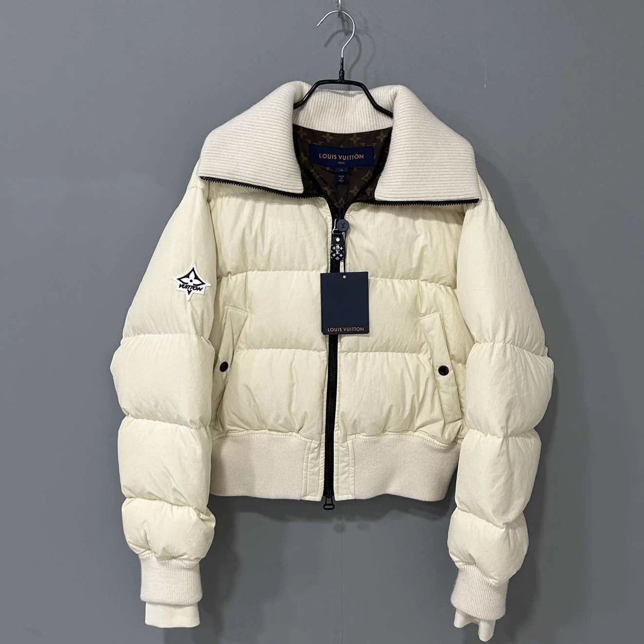Louis Vuitton LV Women's Down Jacket 36 Size XS / US 0-2 / IT 36-38 - 1 Thumbnail