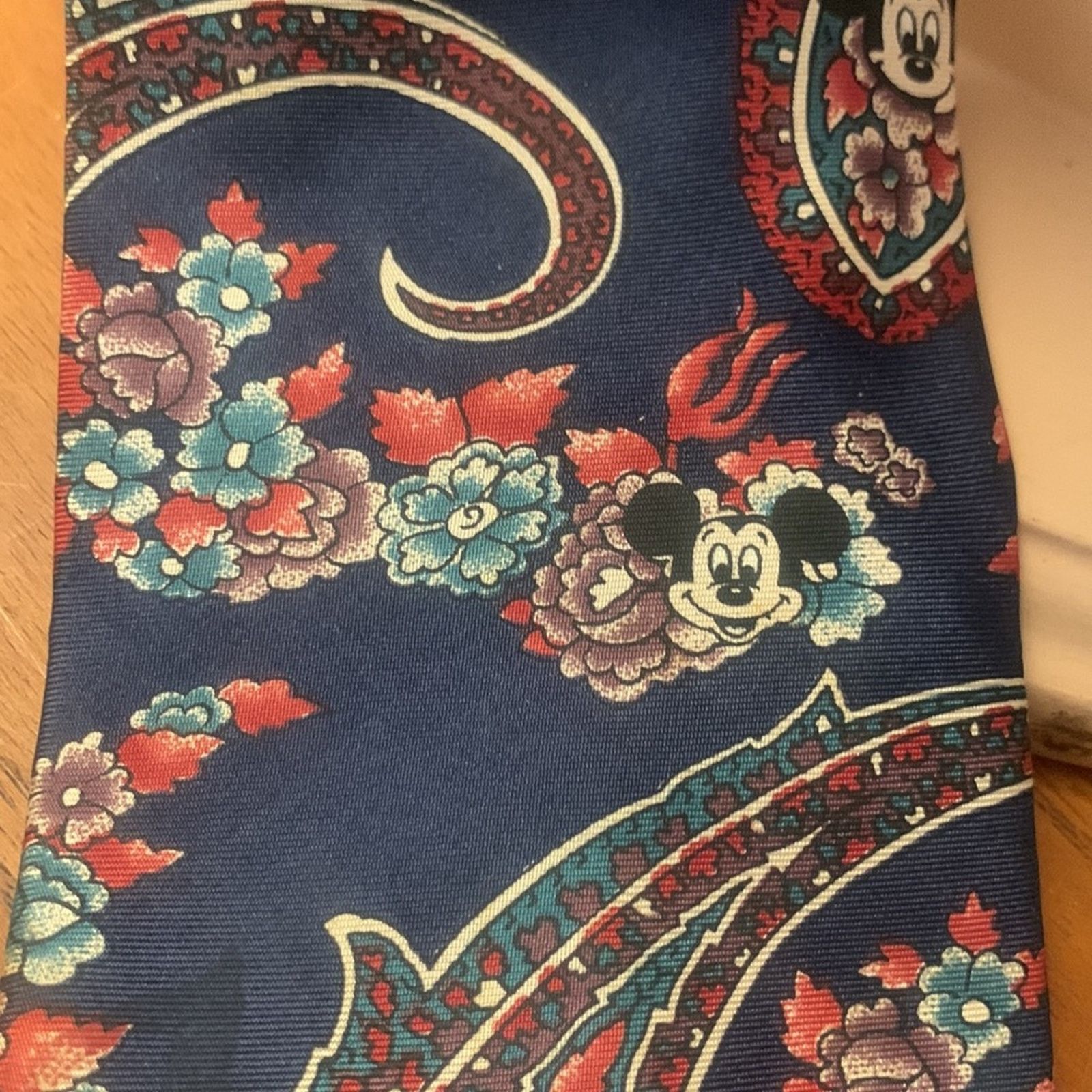 Disney Mickey Mouse Disney 100% silk vintage necktie Size ONE SIZE - 5 Thumbnail