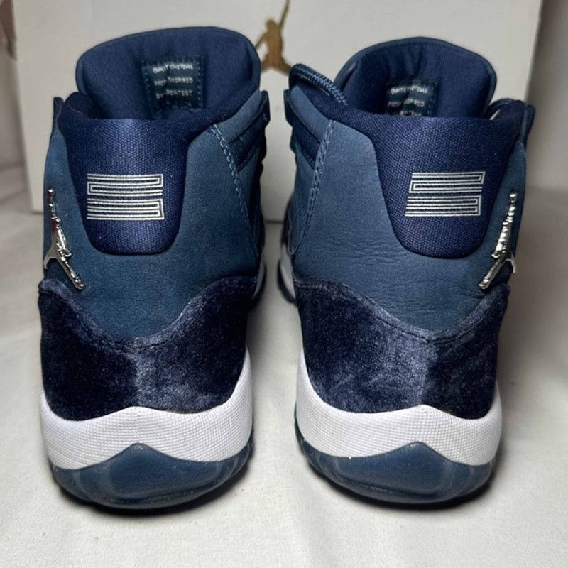 Jordan Brand × Nike Size 9.5 - Air Jordan 11 Retro Midnight Navy Velvet Women's Size US 9.5 / IT 39.5 - 5 Thumbnail