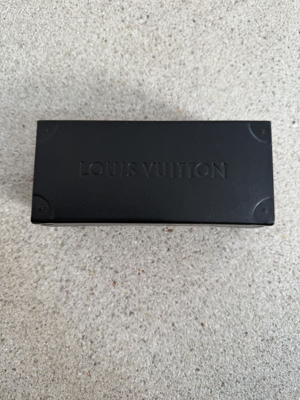 Louis Vuitton Luis Vuitton Skepticals Size ONE SIZE - 7 Thumbnail