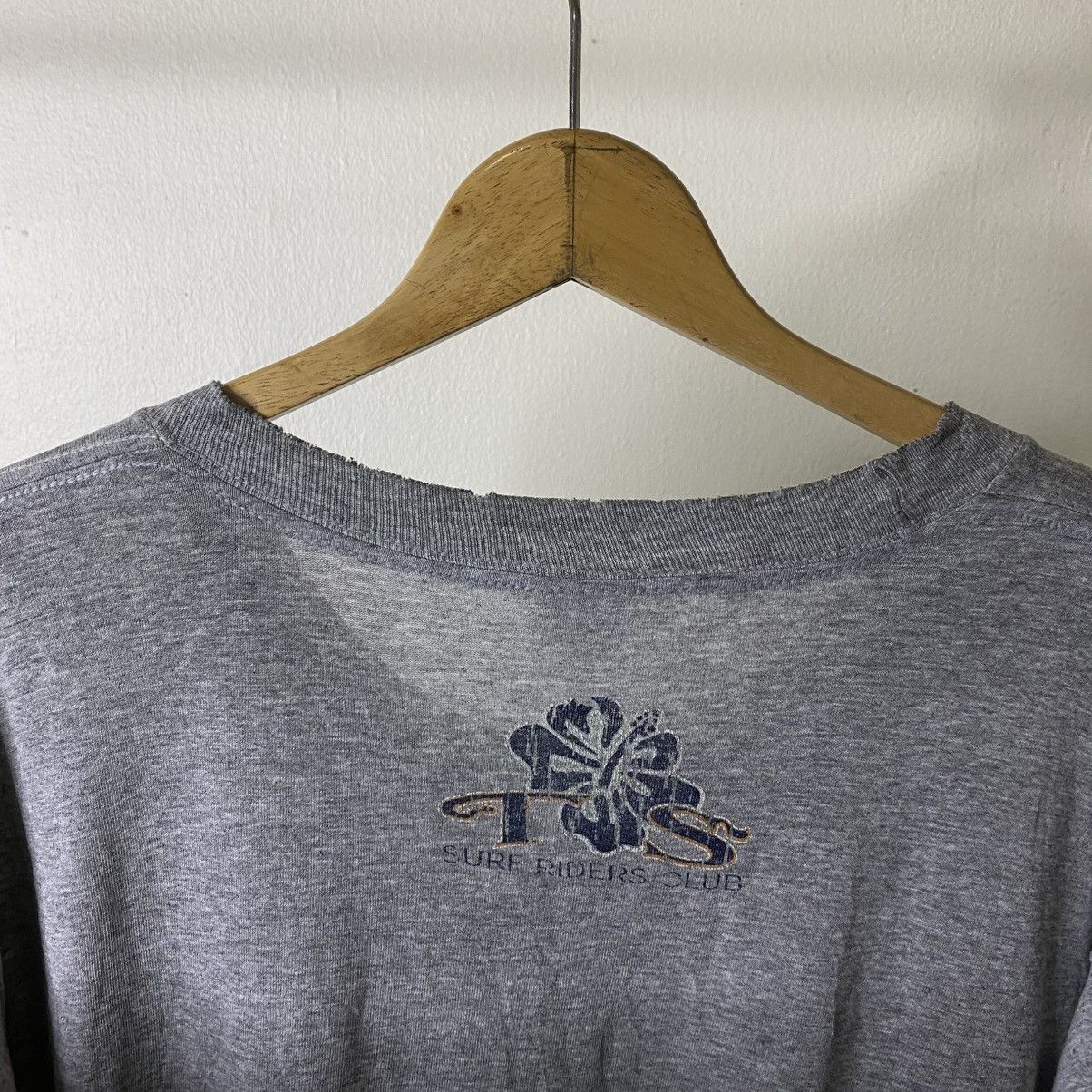 Vintage 1990s Hawaii Surf Riders Club T Shirt Size US L / EU 52-54 / 3 - 6 Thumbnail