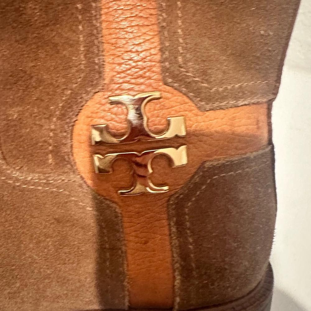 Tory Burch Tory Burch Alaina Flat Bootie Almond Tan Split Suede 7.5 Size US 7.5 / IT 37.5 - 7 Thumbnail