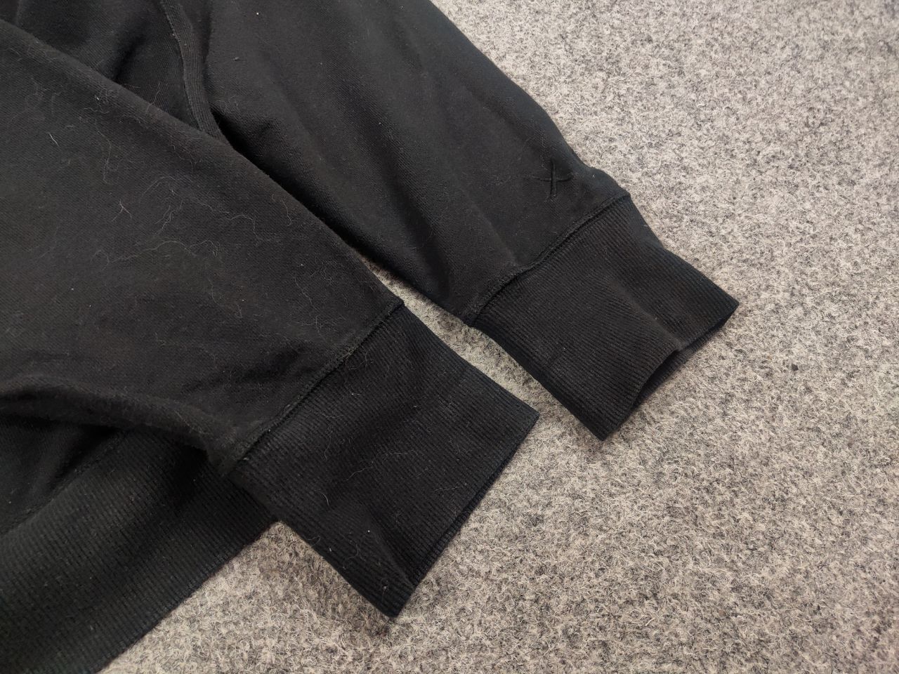 Kaws × Uniqlo Kaws Sesame Street x Uniqlo Black logo Crew Check Sweatshirt Size US XL / EU 56 / 4 - 9 Thumbnail