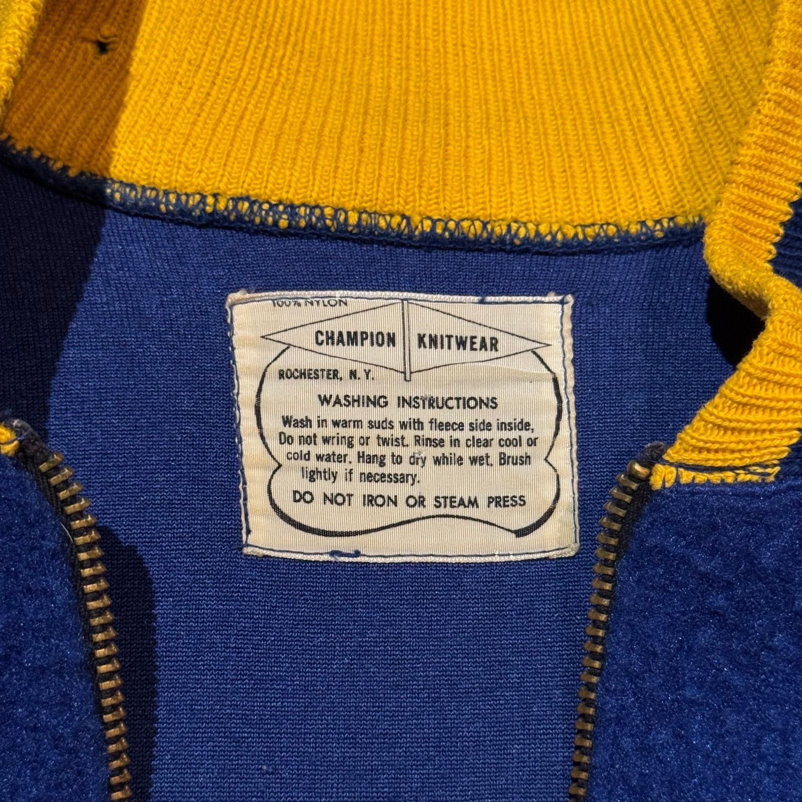 Champion 1953 Champion Phoenix Union High School Half Zip Fleece Size M / US 6-8 / IT 42-44 - 11 Thumbnail