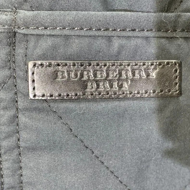 Burberry Burberry Quilted Double. Size US XS / EU 42 / 0 - 6 Thumbnail
