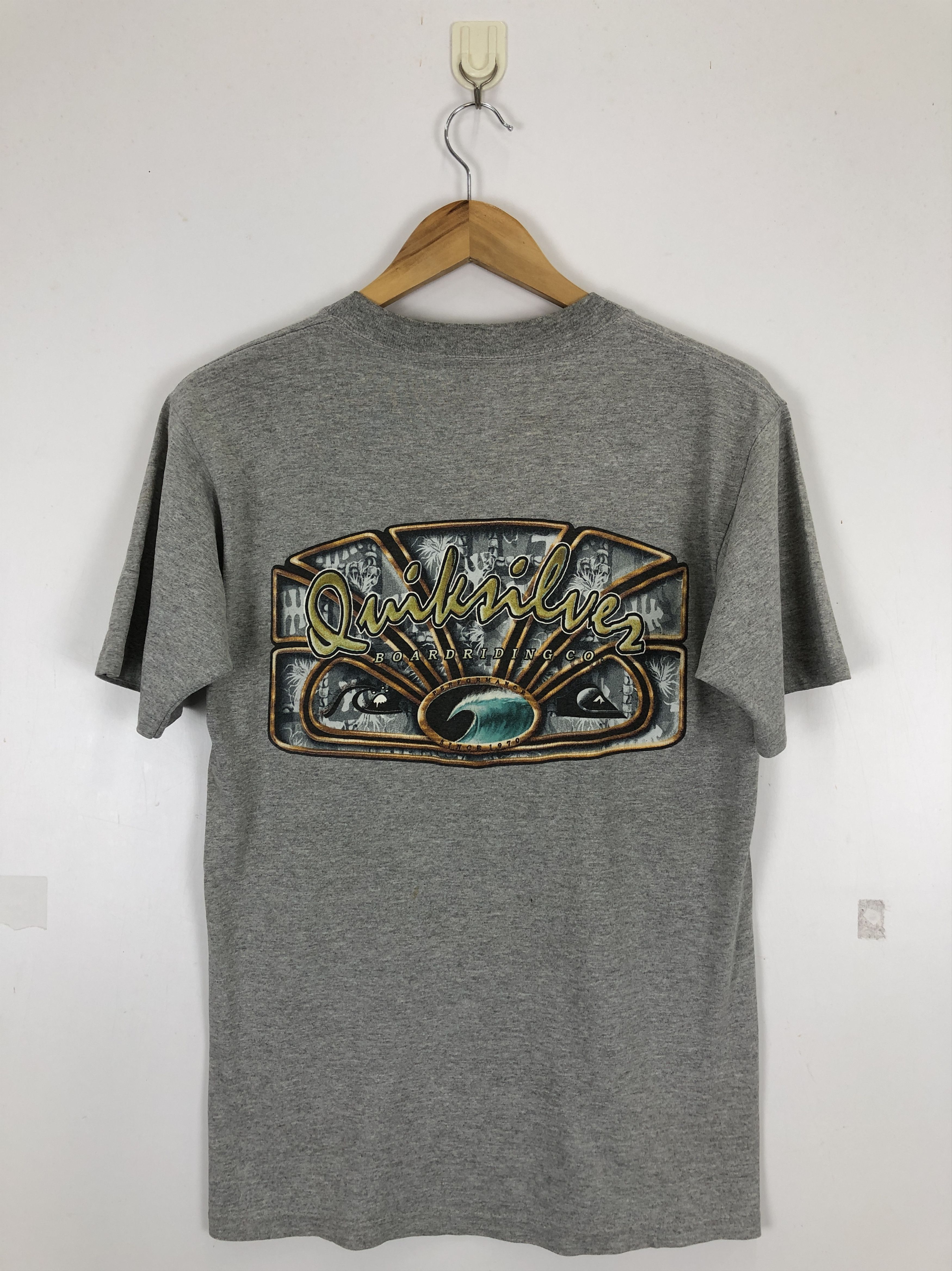 Quiksilver × Vintage Vintage 90s Quiksilver Big Logo Surfing Tee TA0487 Size US S / EU 44-46 / 1 - 2 Thumbnail