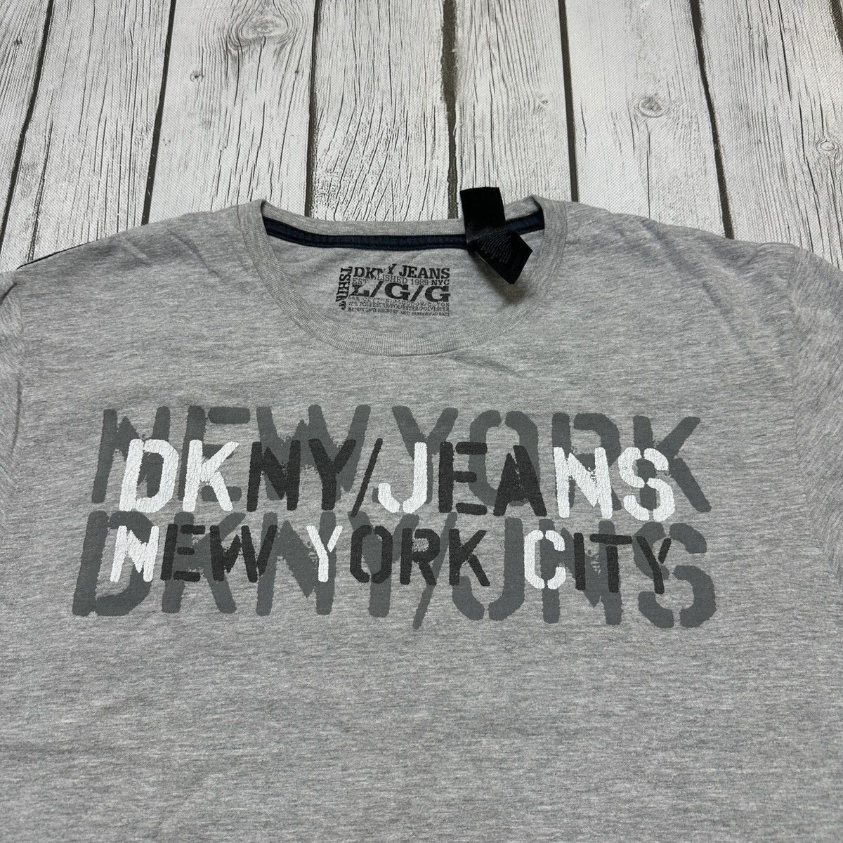 DKNY DKNY Jeans tee Size US L / EU 52-54 / 3 - 3 Thumbnail