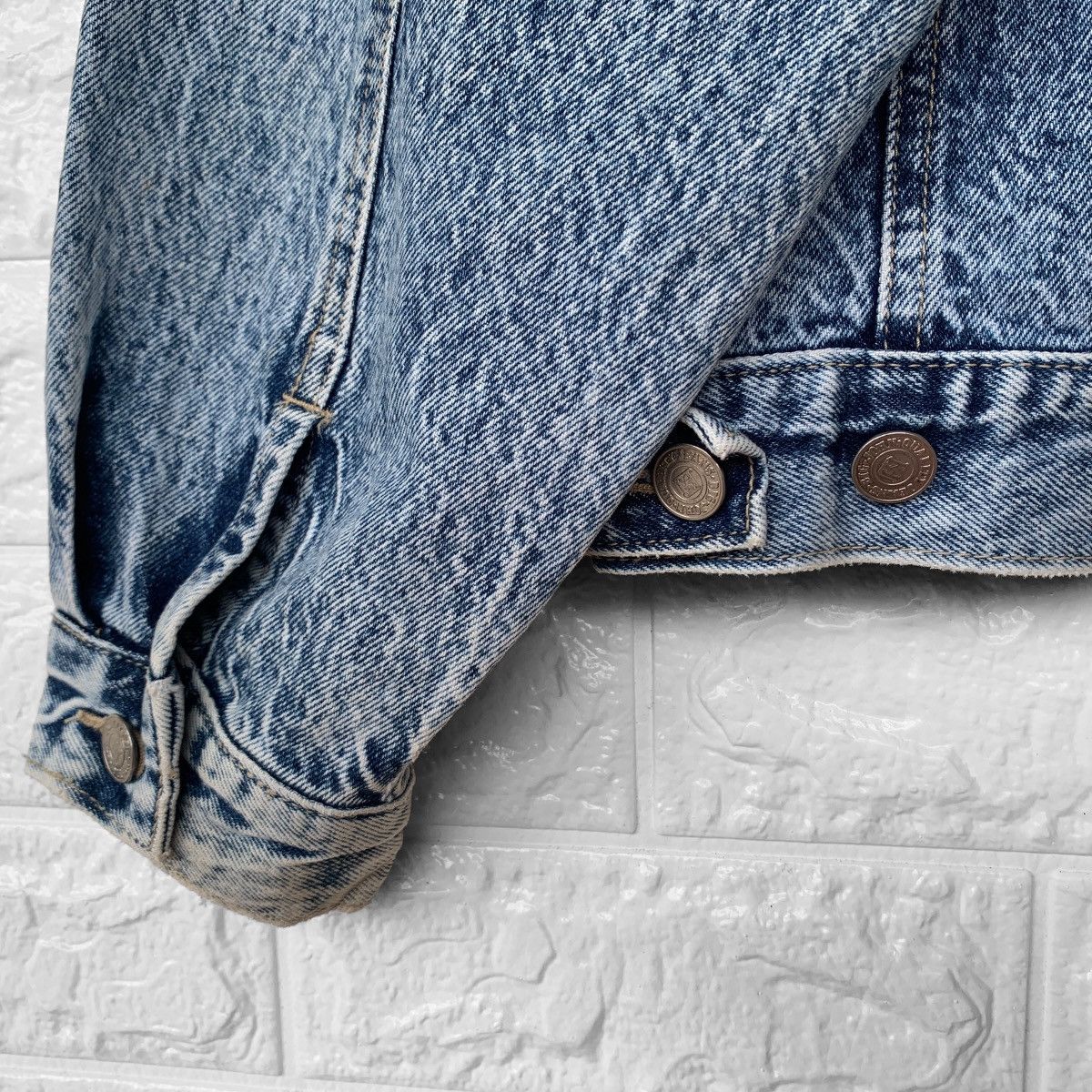 Vintage Vintage Acid Wash Big John Denim Trucker Jacket Size US S / EU 44-46 / 1 - 8 Thumbnail