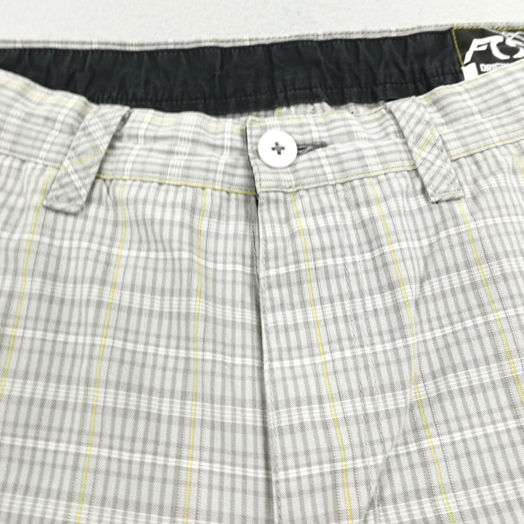 Vintage Fox Cargo Shorts Mens 34 Gray Plaid Outdoor Skater BMX Racing Outdoors Baggy Size US 34 / EU 50 - 2 Thumbnail