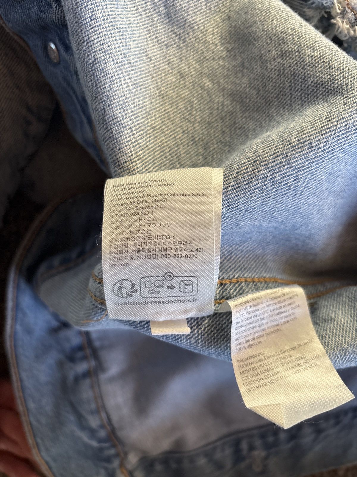 H&M H&M distressed denim button up Size US L / EU 52-54 / 3 - 4 Thumbnail