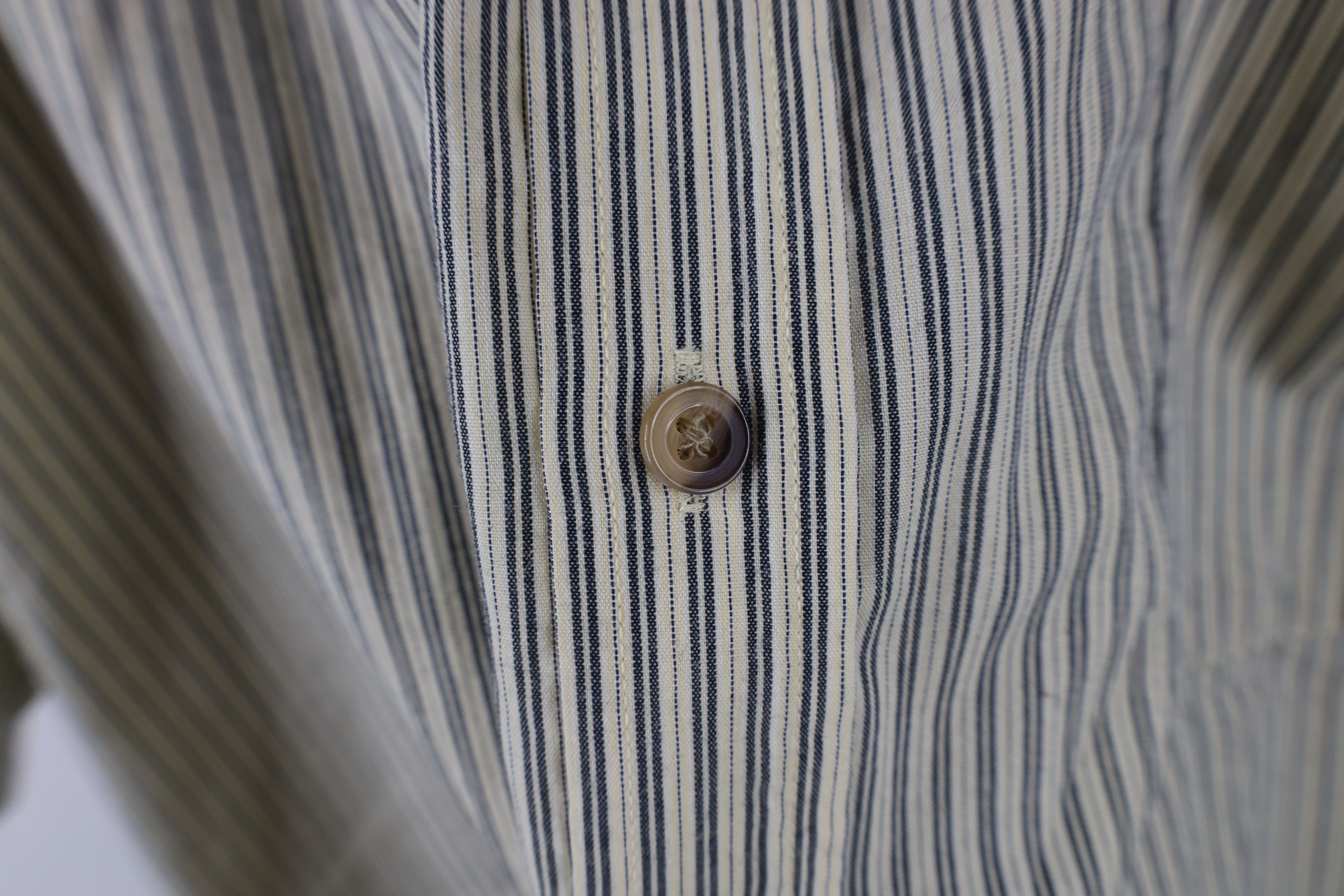 Vintage Vintage 90s Streetwear Short Sleeve Collared Button Shirt Size US L / EU 52-54 / 3 - 5 Thumbnail